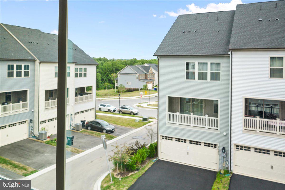 LAKE LINGANORE OAKDALE - Residential Lease