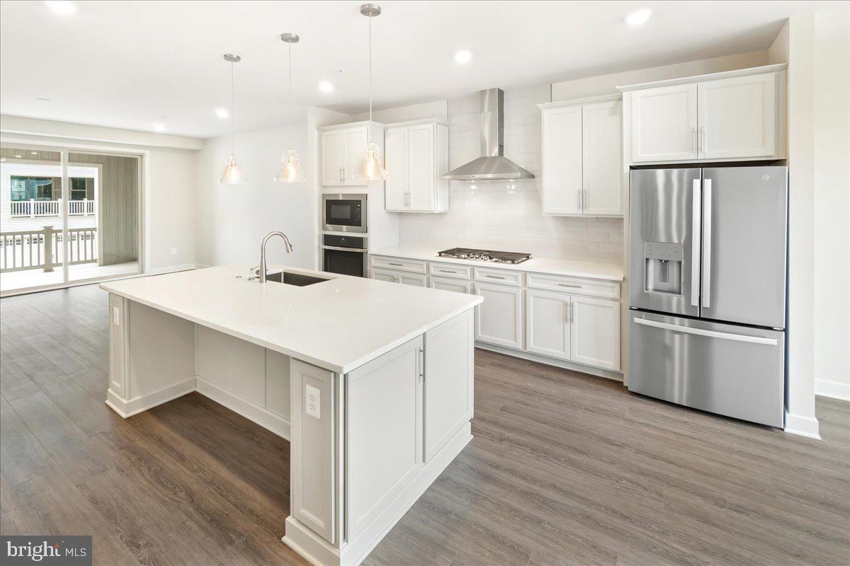 LAKE LINGANORE OAKDALE - Residential Lease