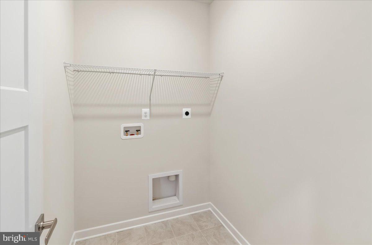 LAKE LINGANORE OAKDALE - Residential Lease