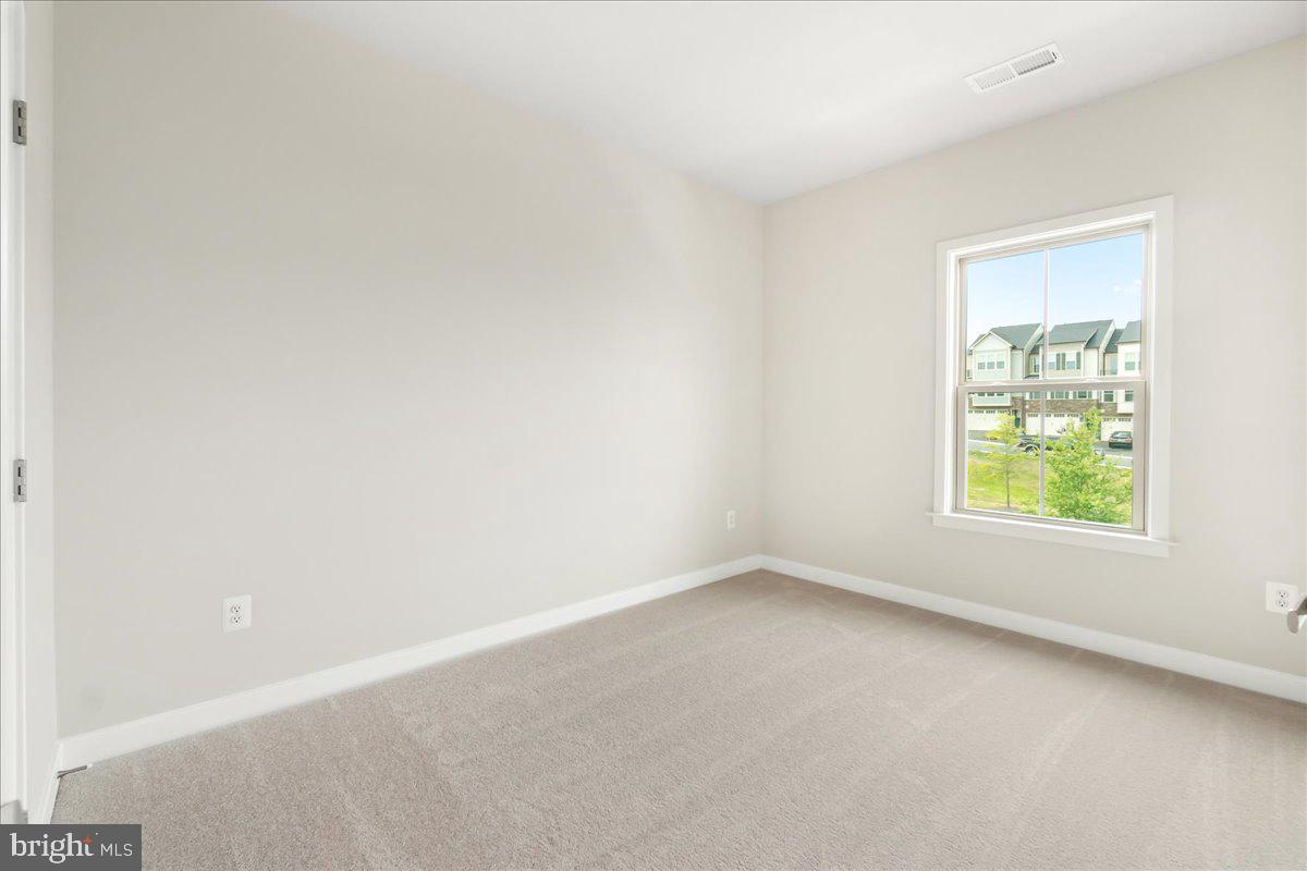 LAKE LINGANORE OAKDALE - Residential Lease