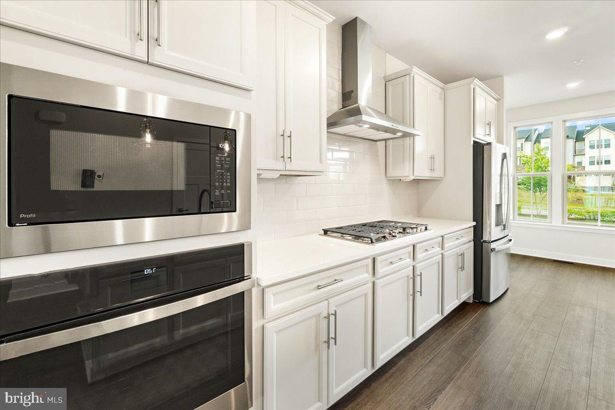 LAKE LINGANORE OAKDALE - Residential Lease