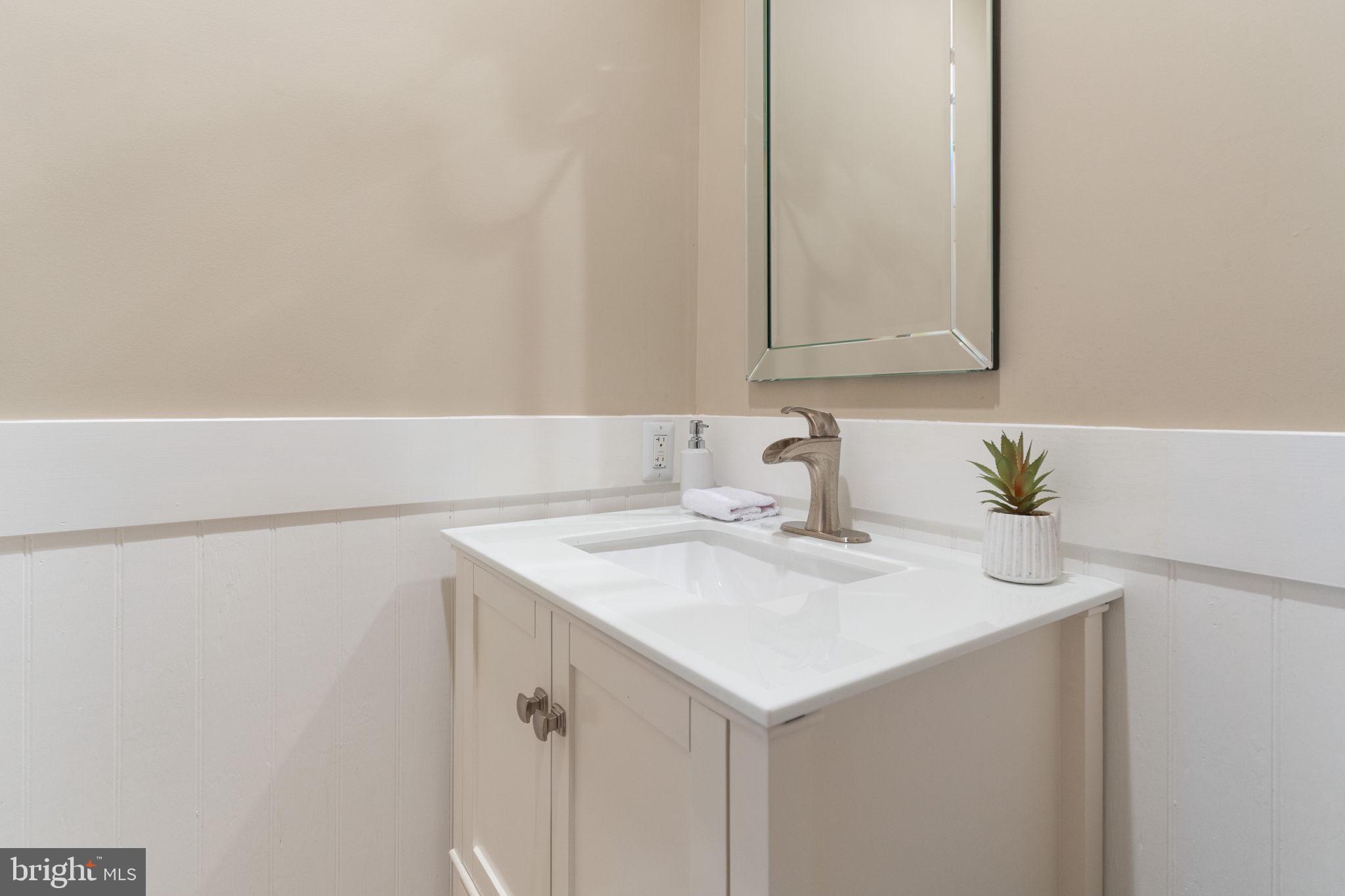 RIVER OAKS FARM - Residential