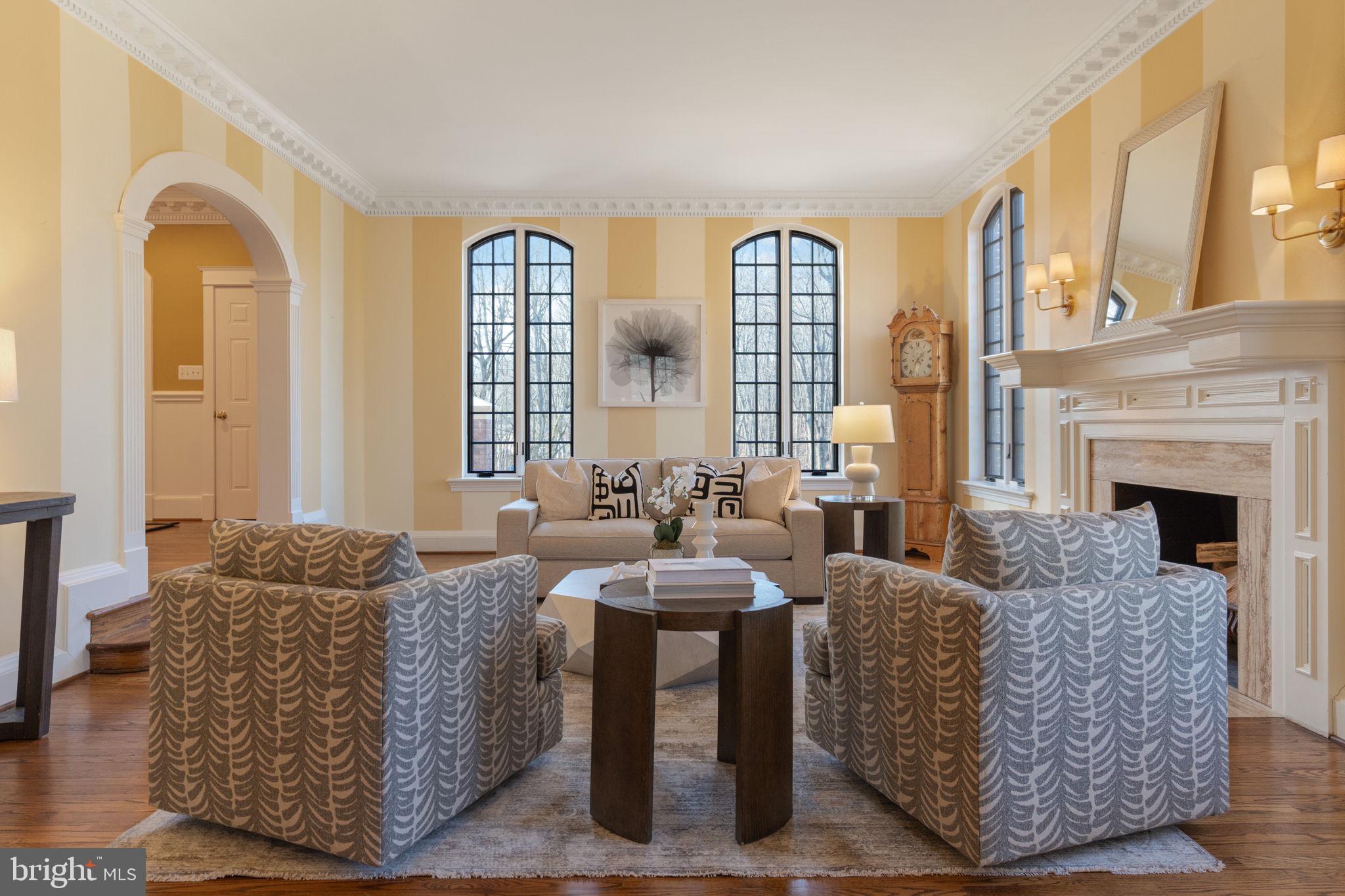 RIVER OAKS FARM - Residential