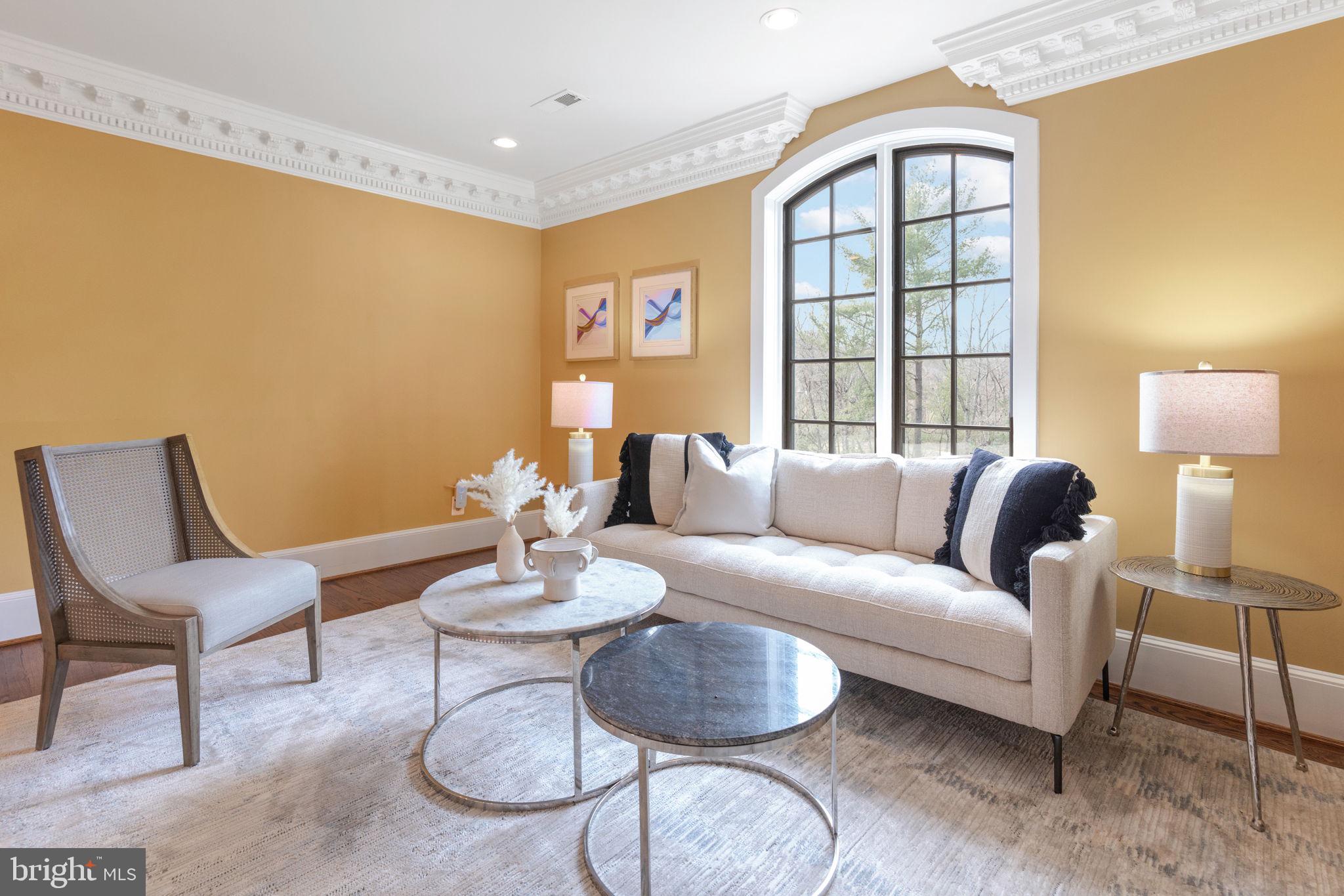 RIVER OAKS FARM - Residential