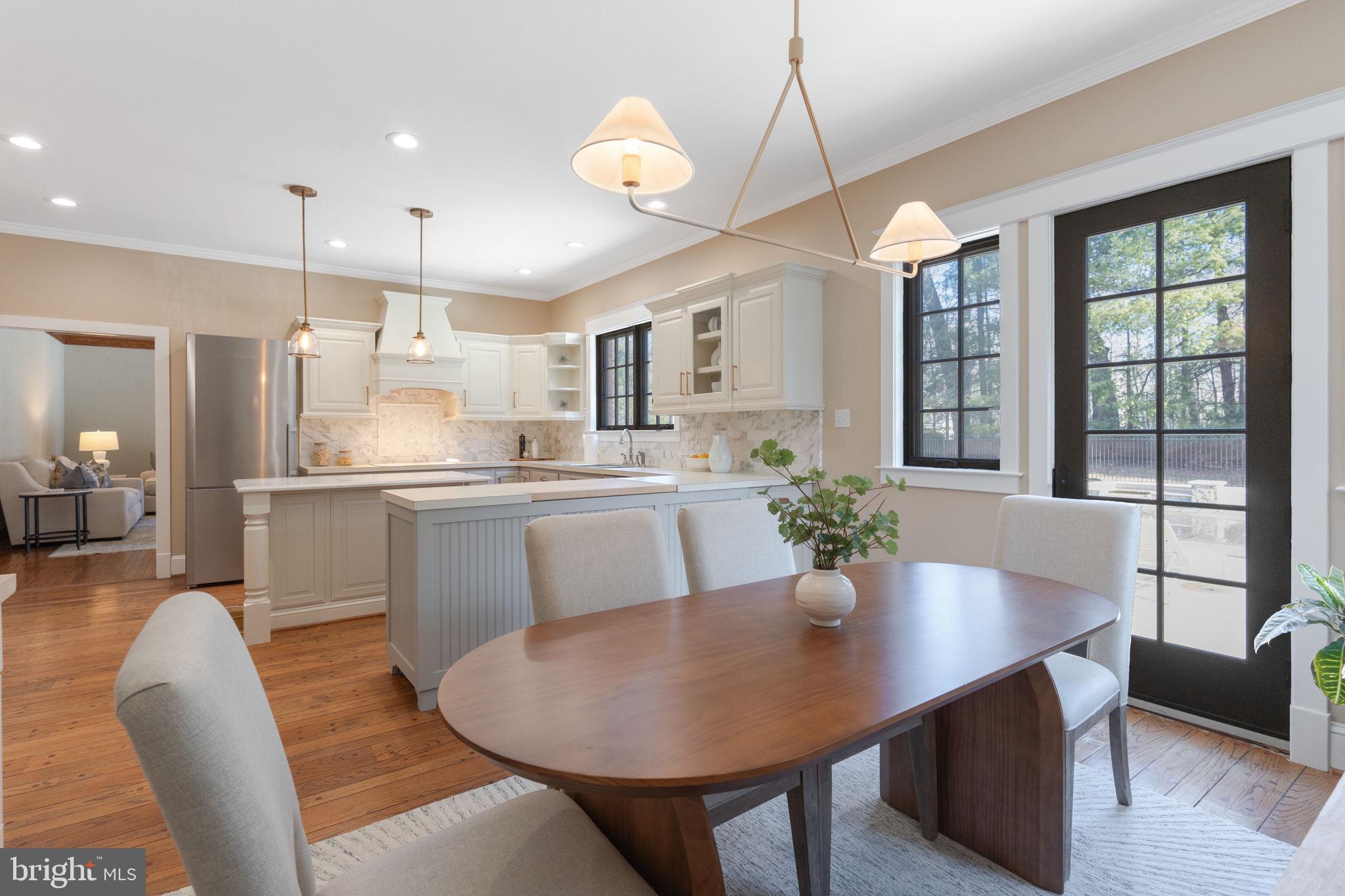 RIVER OAKS FARM - Residential