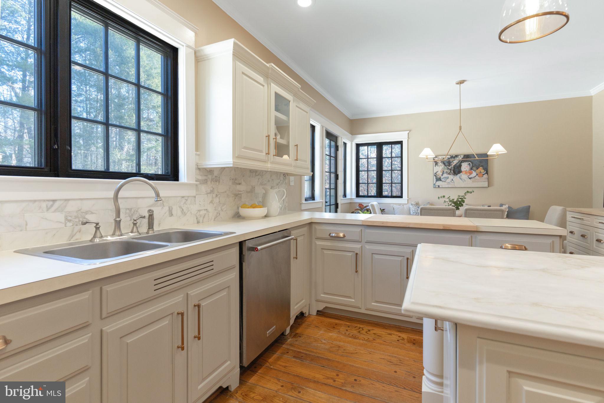 RIVER OAKS FARM - Residential