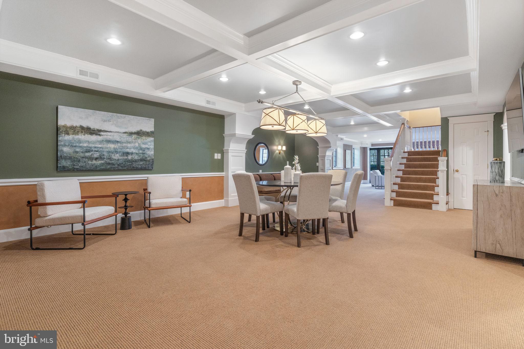 RIVER OAKS FARM - Residential