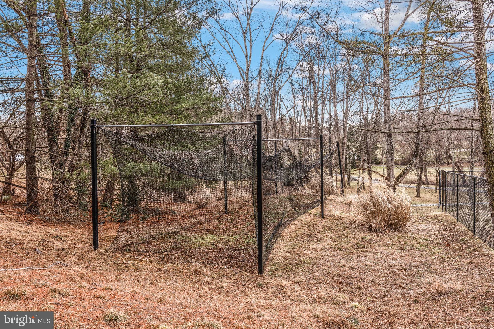 RIVER OAKS FARM - Residential