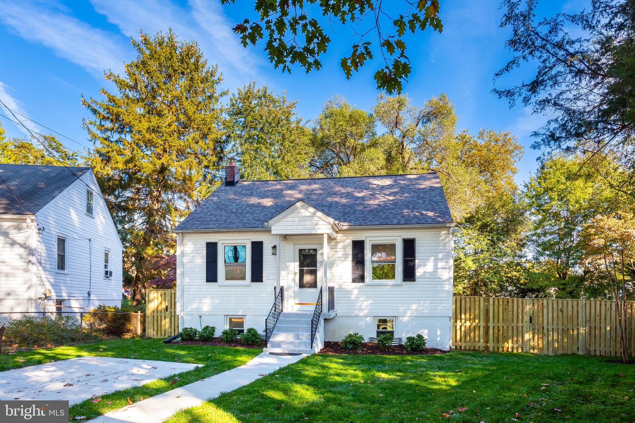 SEVEN OAKS - Residential