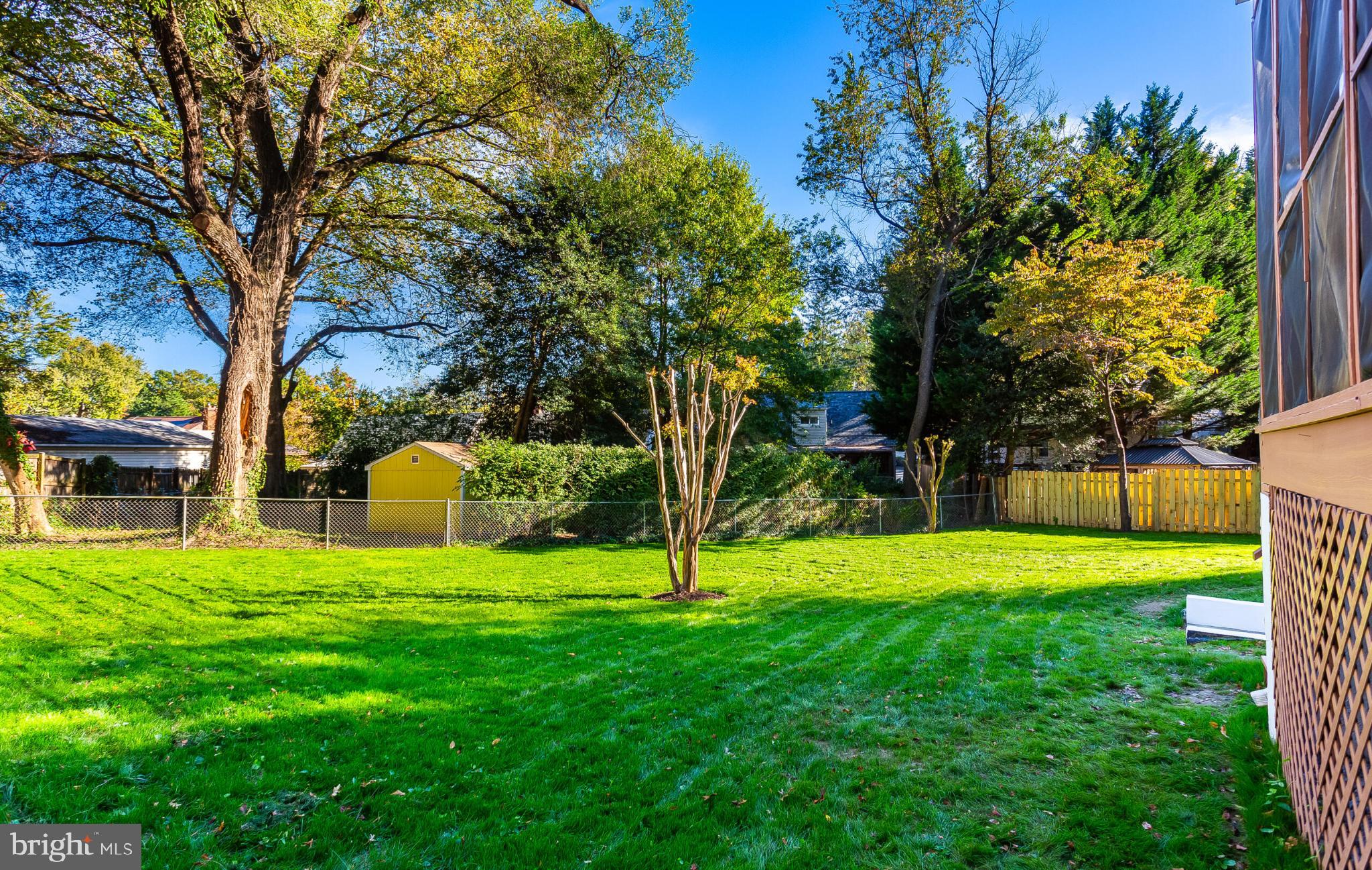 SEVEN OAKS - Residential