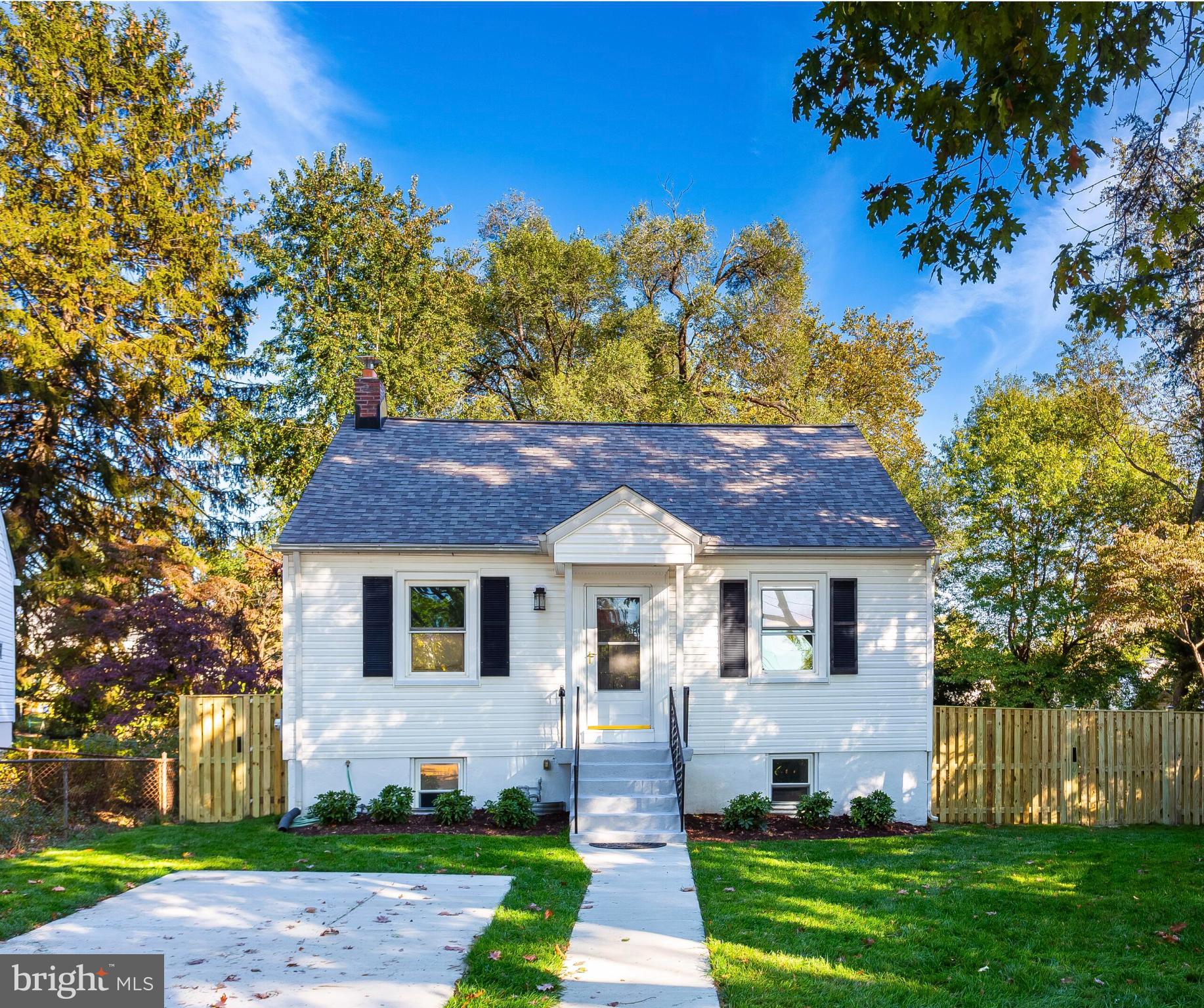 SEVEN OAKS - Residential