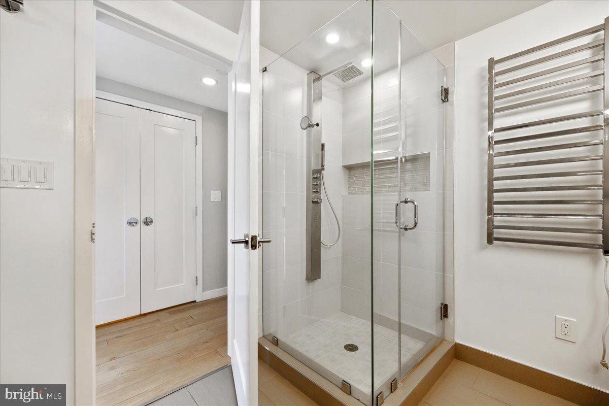 SOMERSET HOUSE - Residential