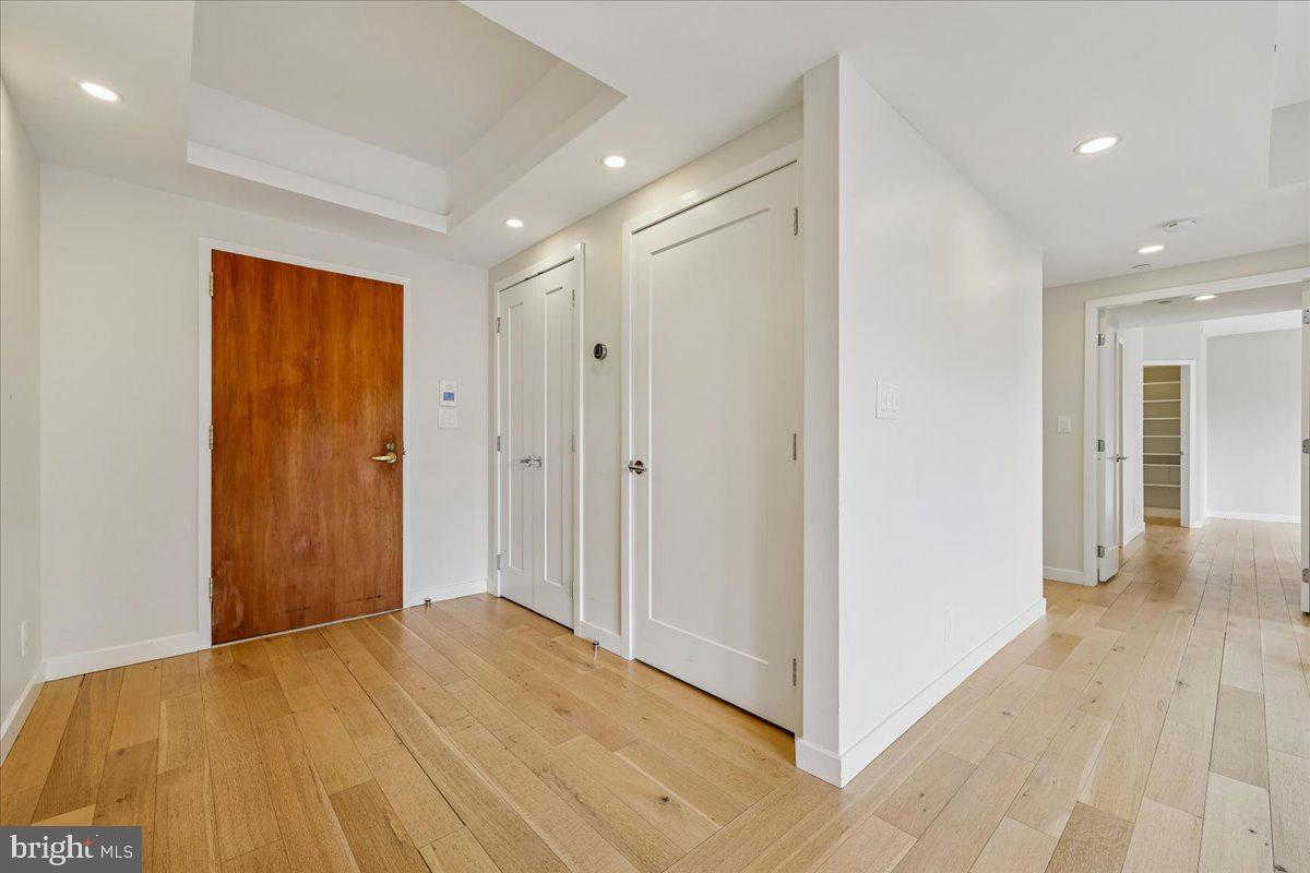 SOMERSET HOUSE - Residential