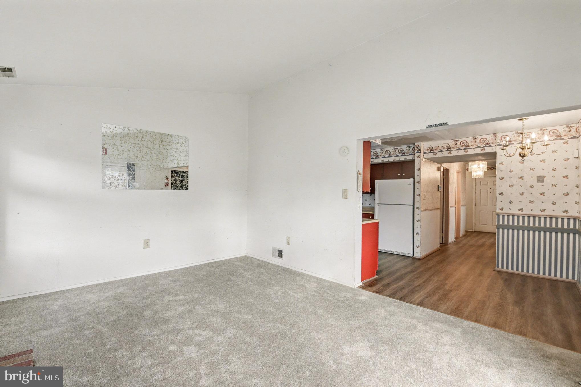 WILLOUGHBY WOODS - Residential