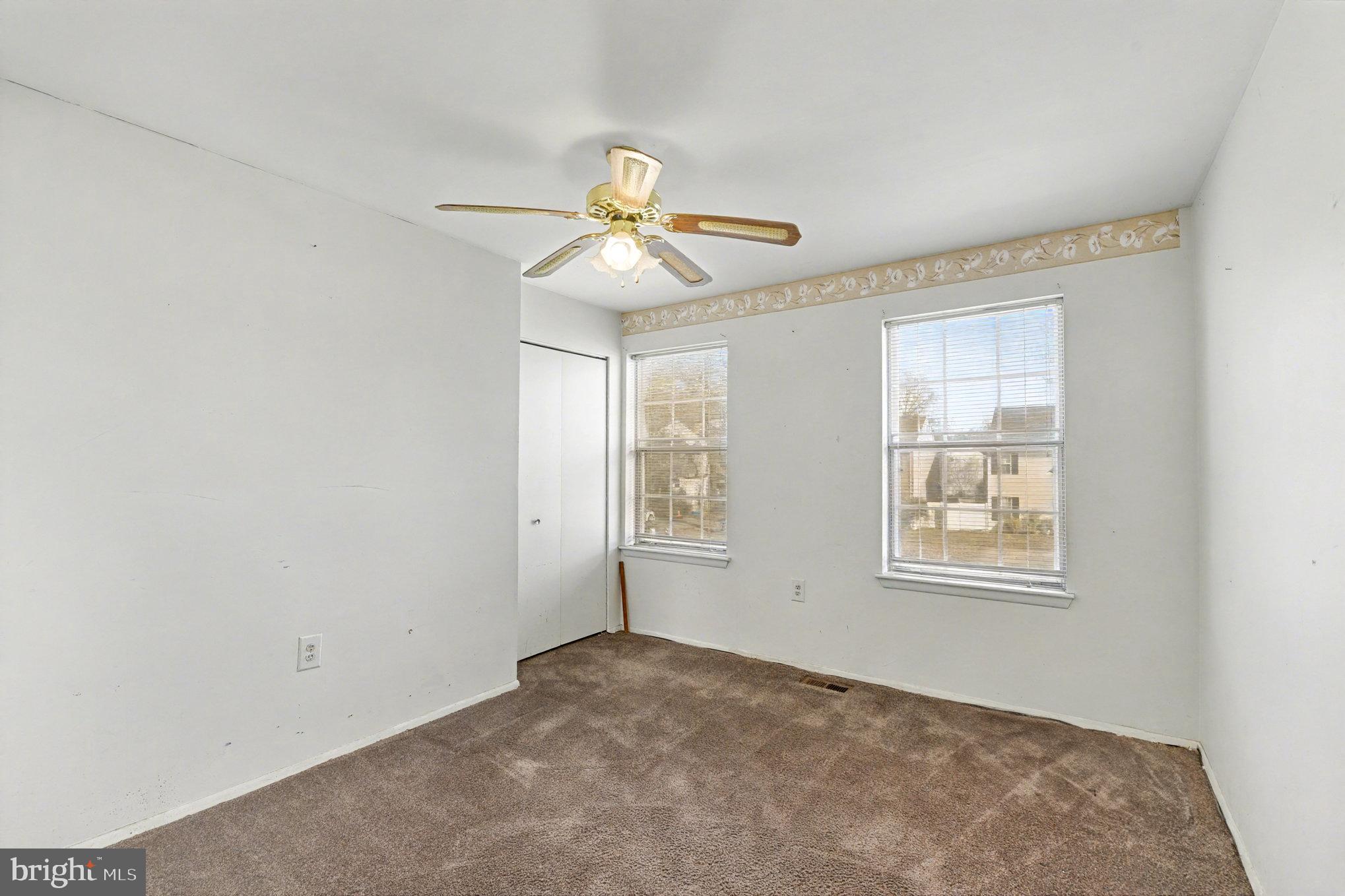 WILLOUGHBY WOODS - Residential