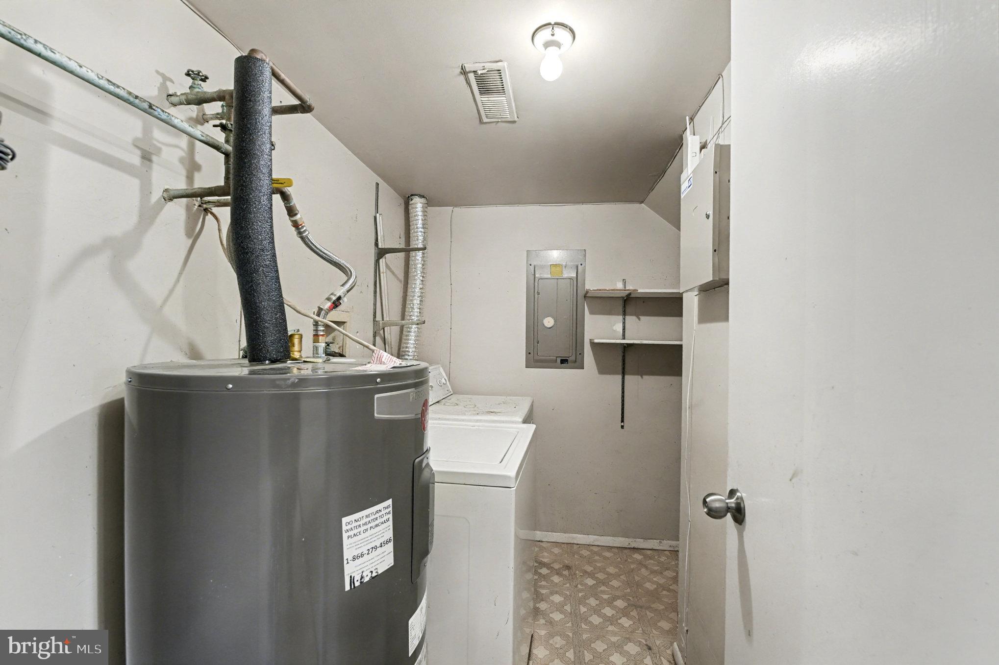 WILLOUGHBY WOODS - Residential