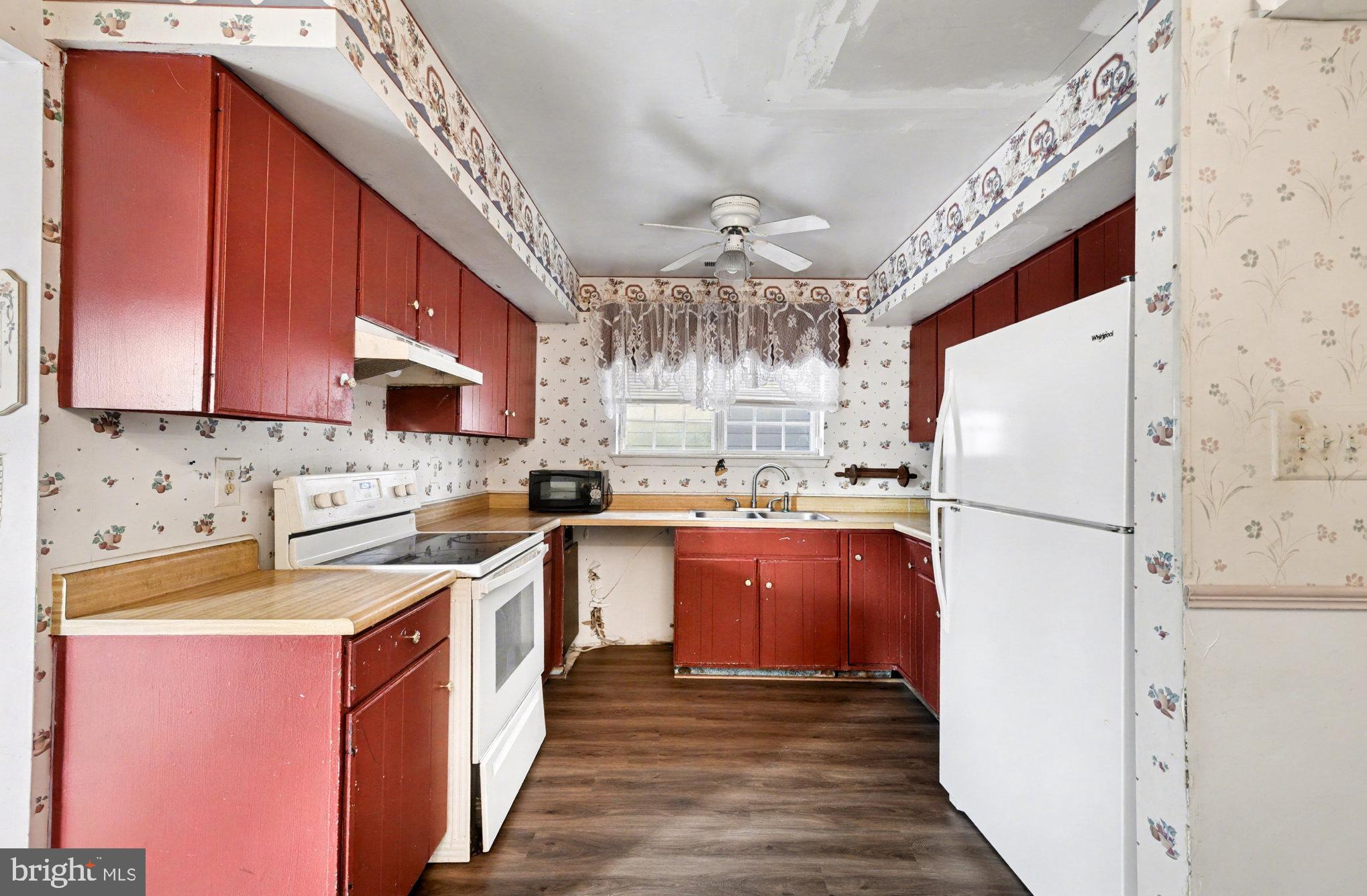 WILLOUGHBY WOODS - Residential