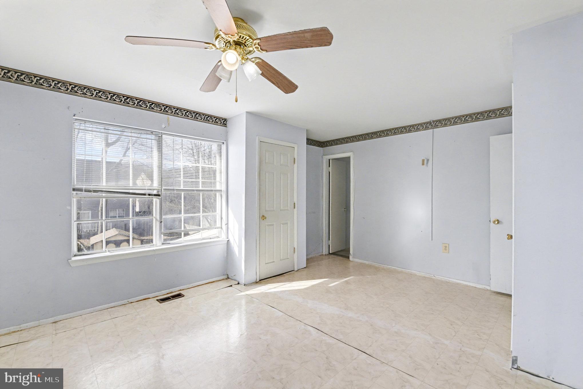 WILLOUGHBY WOODS - Residential