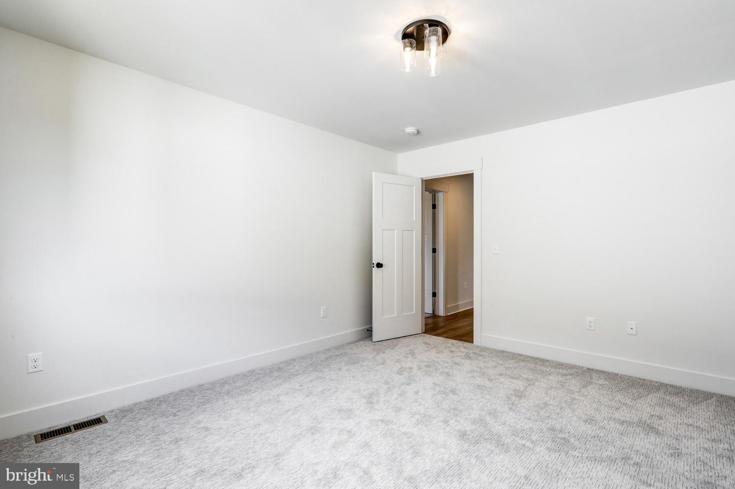 PARKSIDE AT LAMPETER - Residential