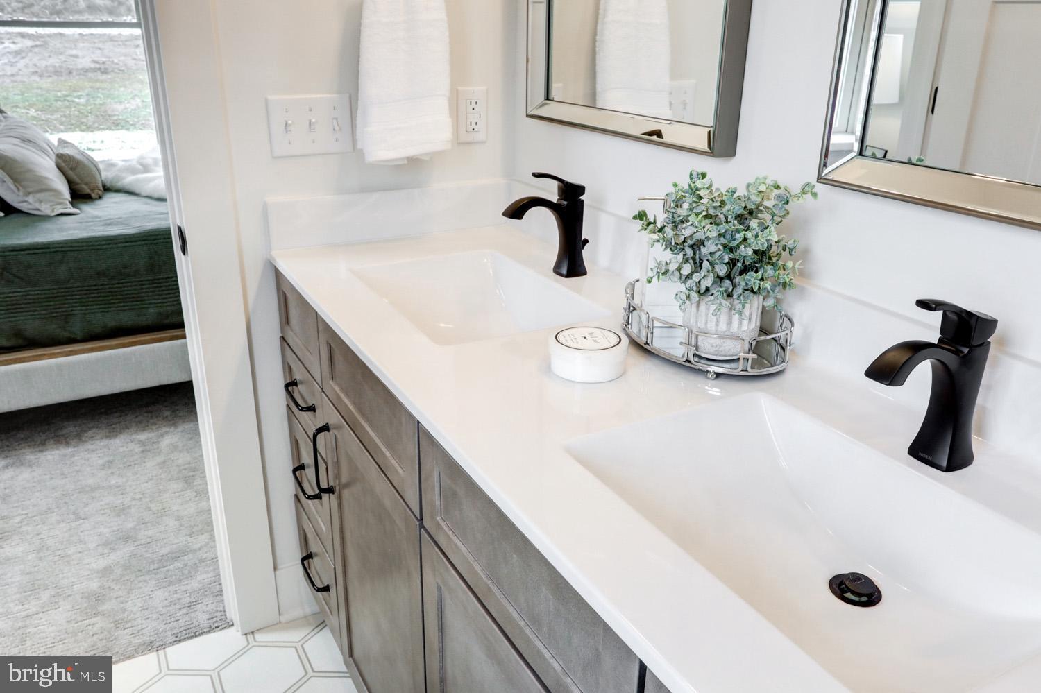 PARKSIDE AT LAMPETER - Residential