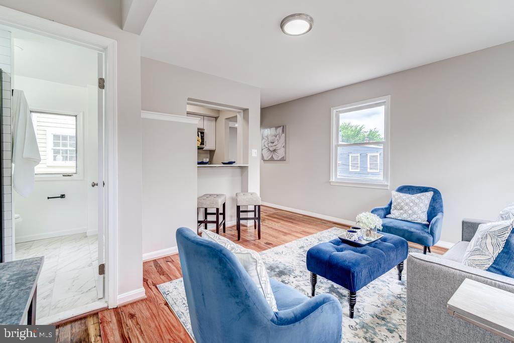 OLD TOWN ALEXANDRIA - Residential Lease