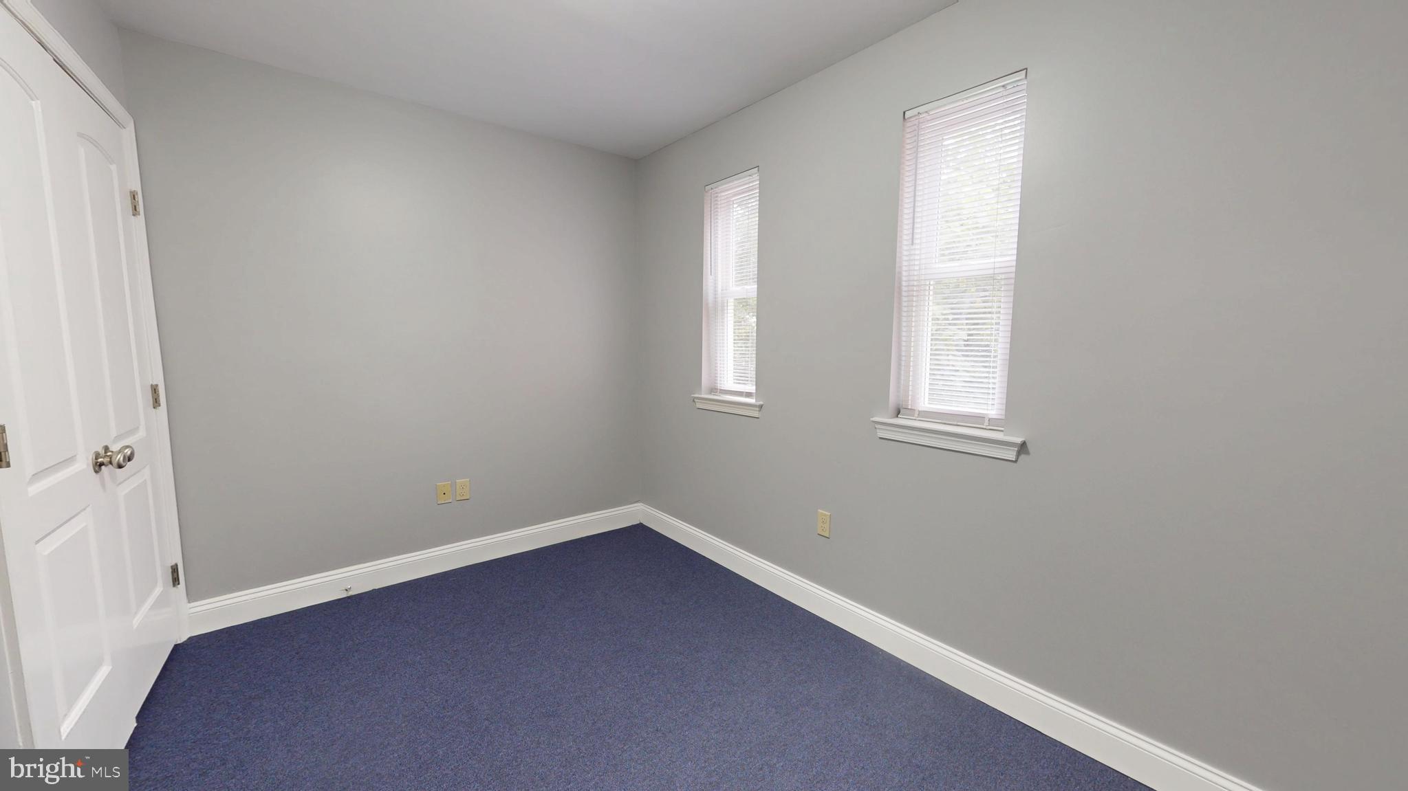 HOLLINS MARKET - Residential Lease