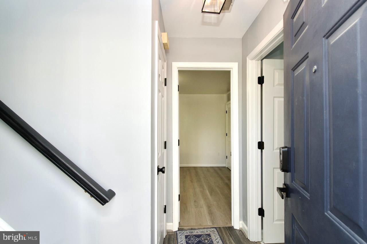 GROVEWOOD - Residential Lease