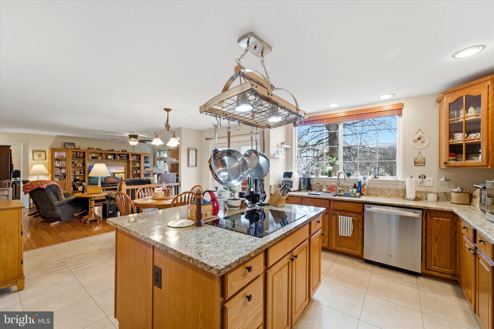 VILLAGES OF PURCELLVILLE - Residential