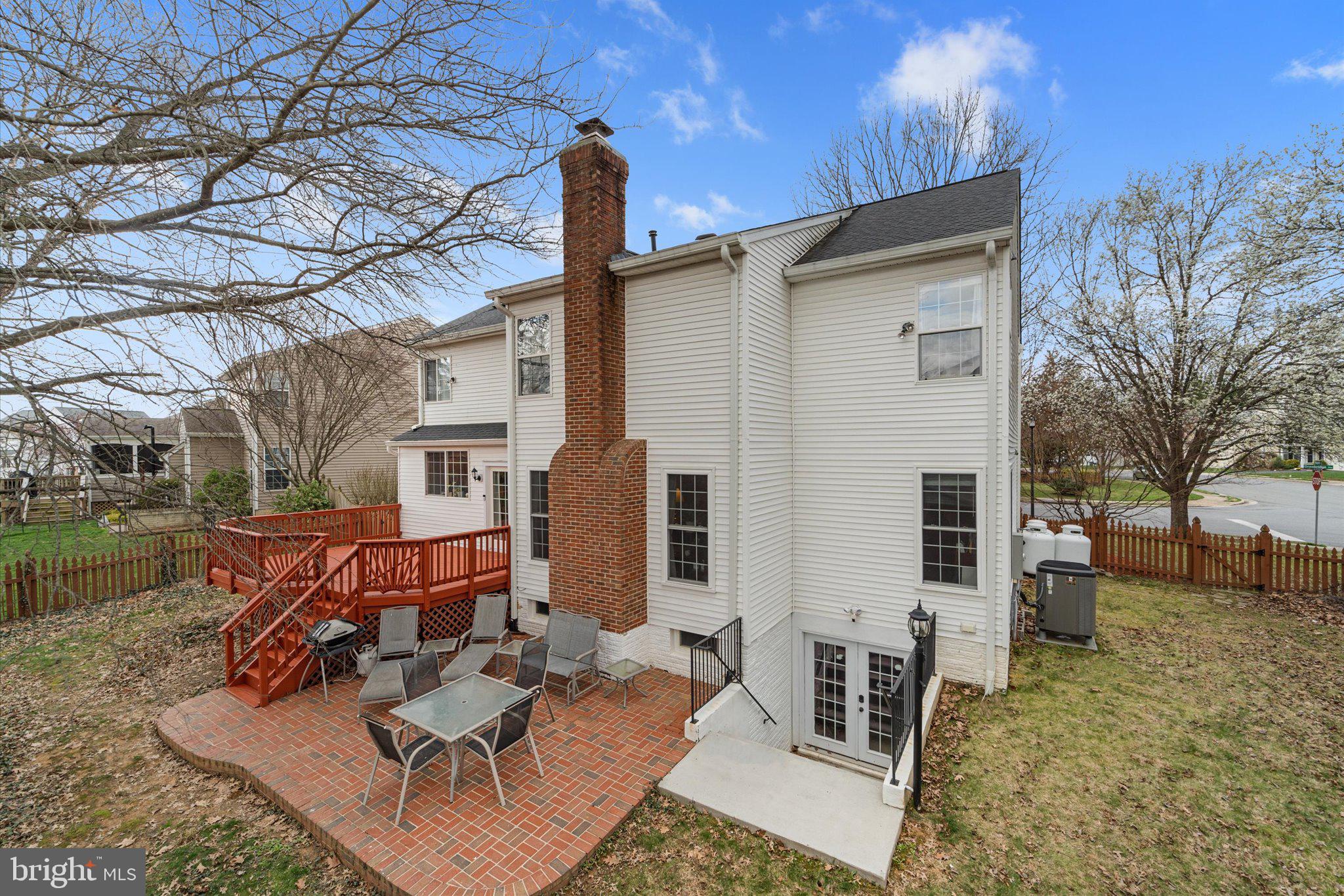 VILLAGES OF PURCELLVILLE - Residential