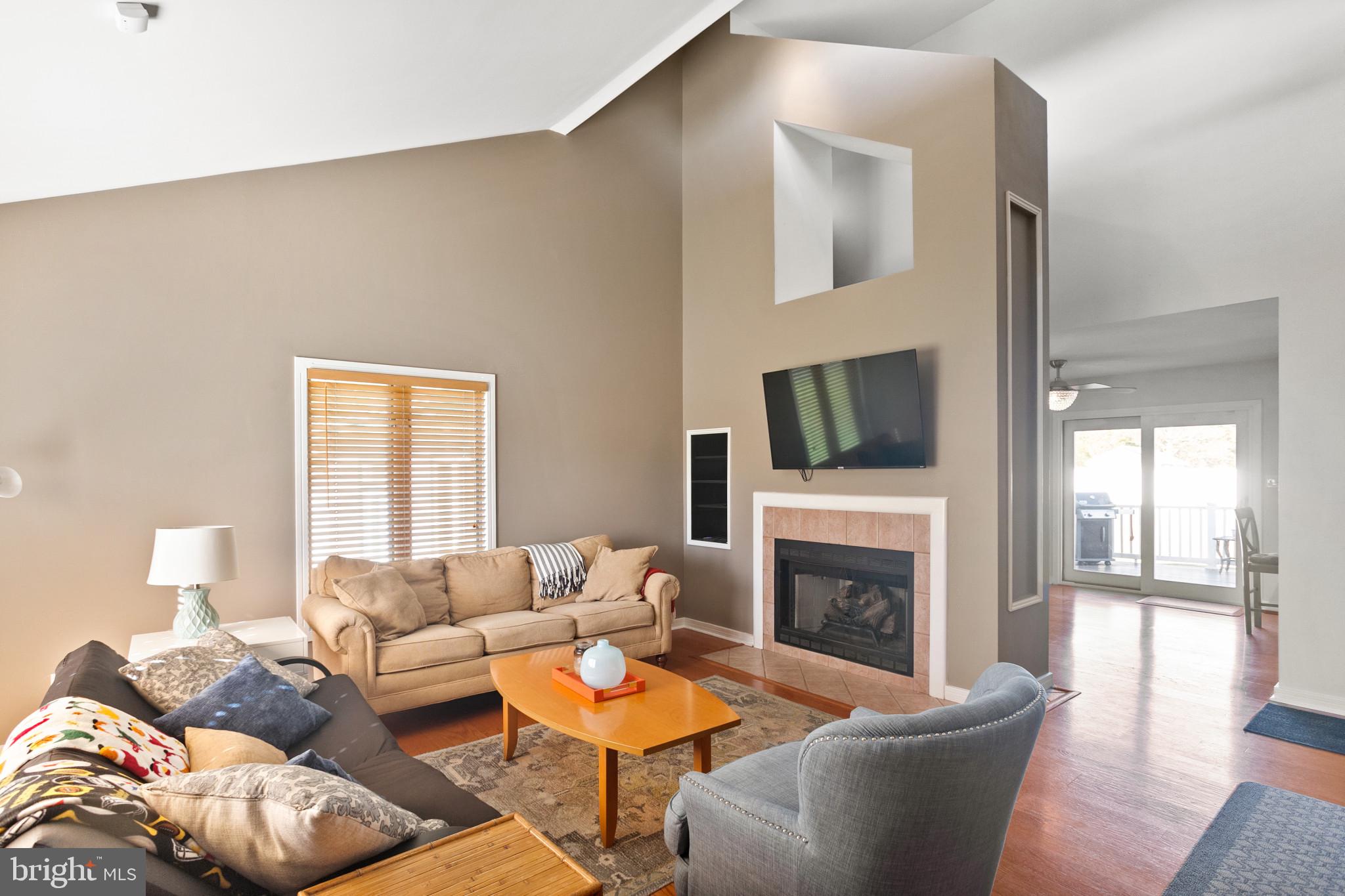 MEADOW BRIDGE MANOR - Residential