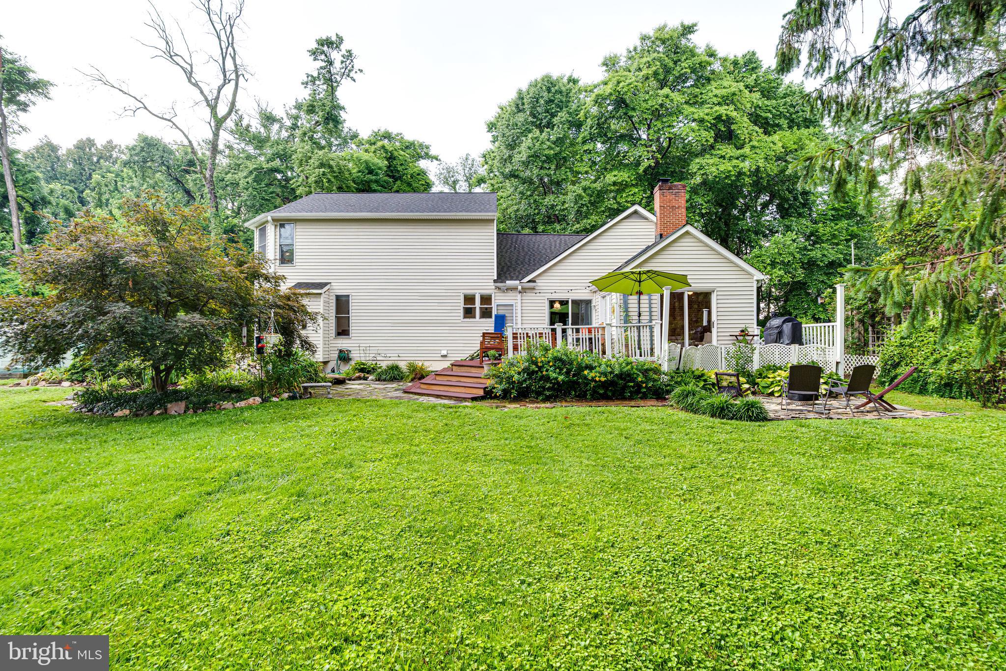 423 W COLONIAL HIGHWAY