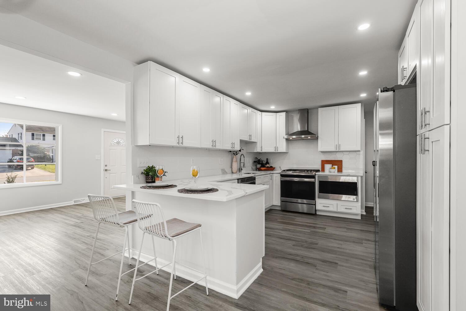 COLONIAL ACRES - Residential