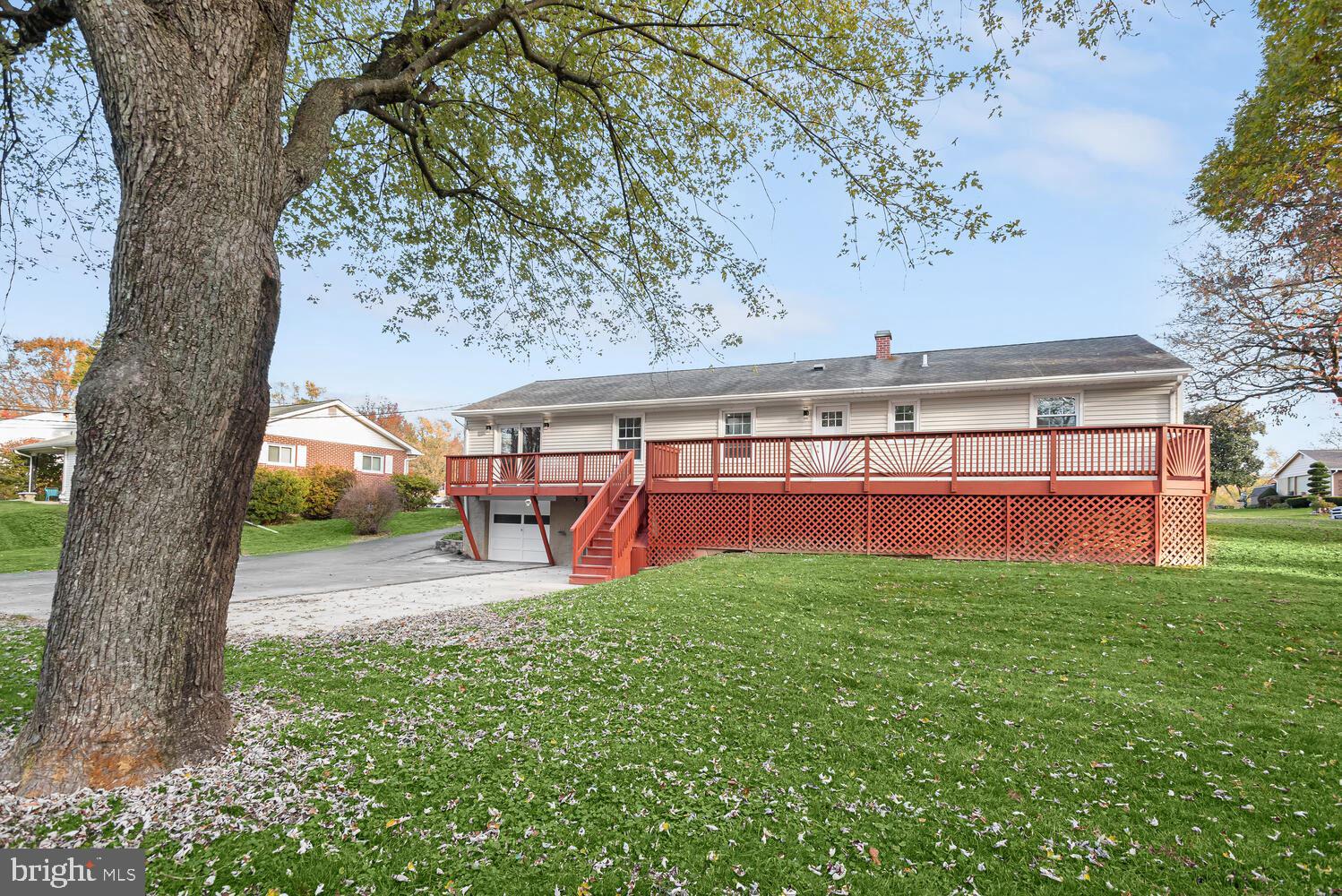 COLONIAL ACRES - Residential