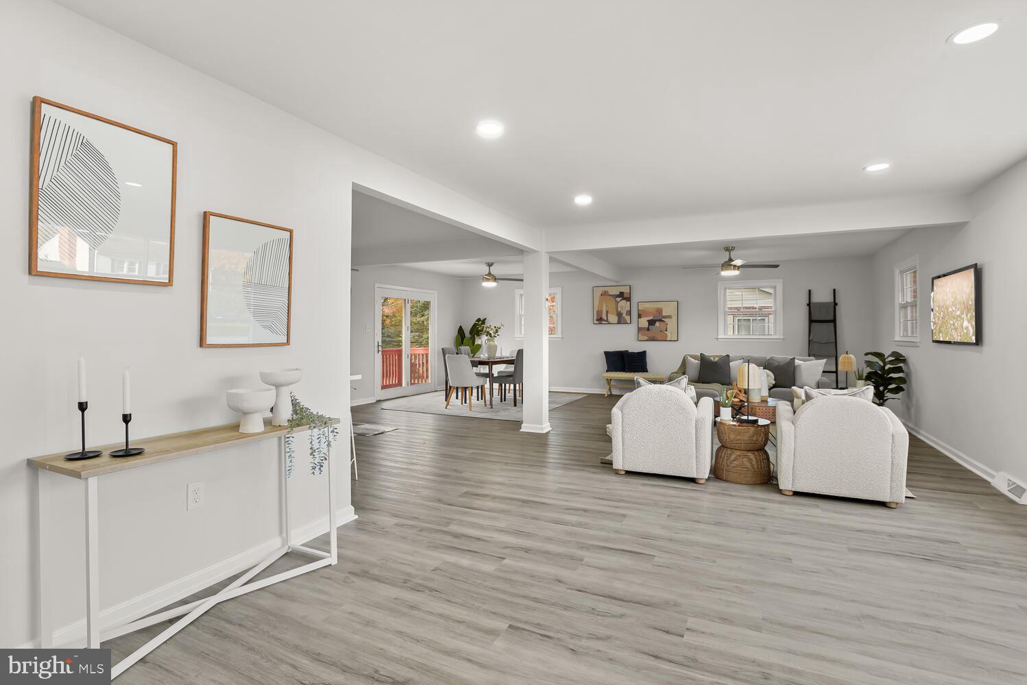 COLONIAL ACRES - Residential