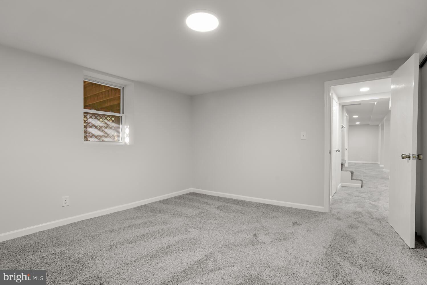 COLONIAL ACRES - Residential