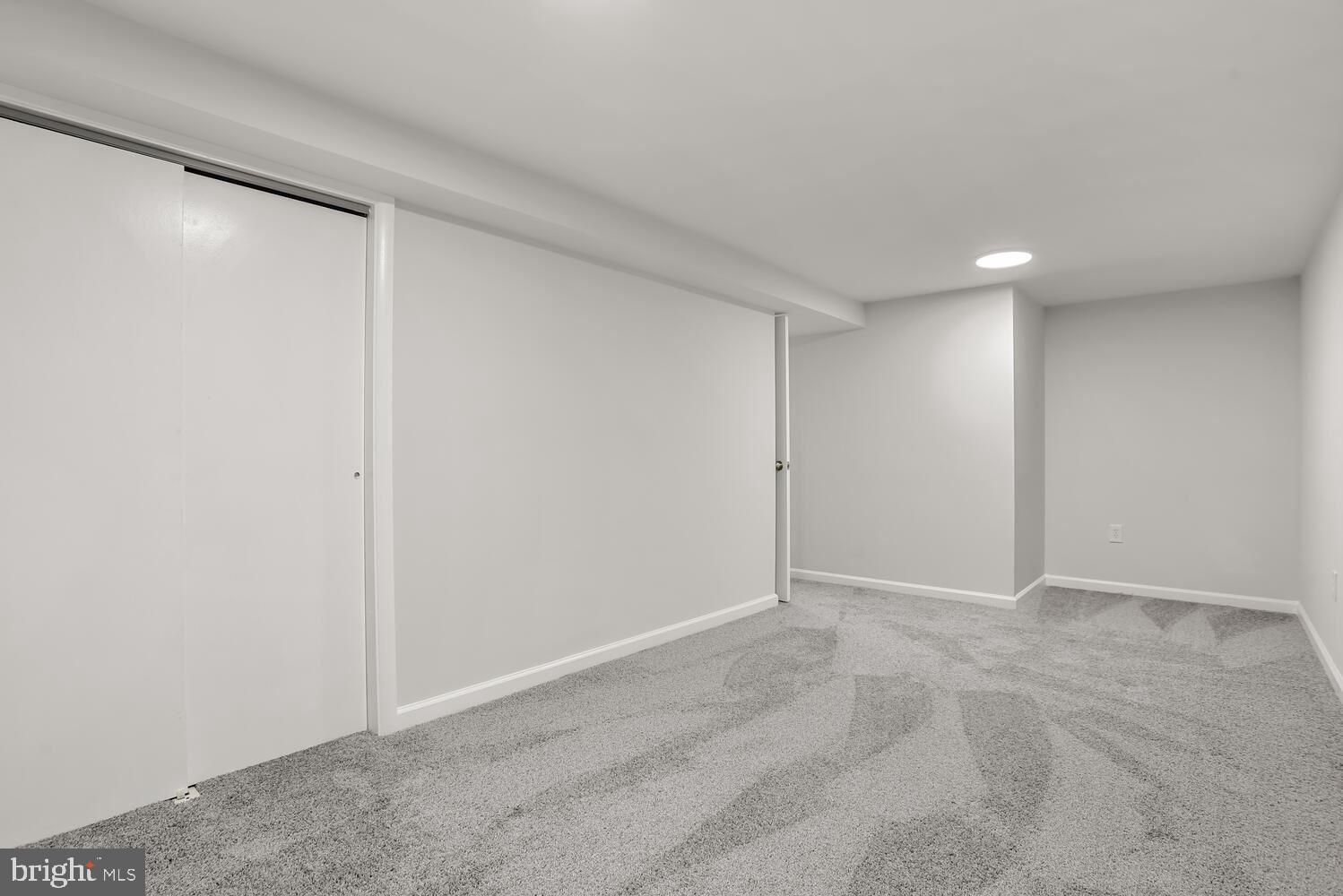 COLONIAL ACRES - Residential