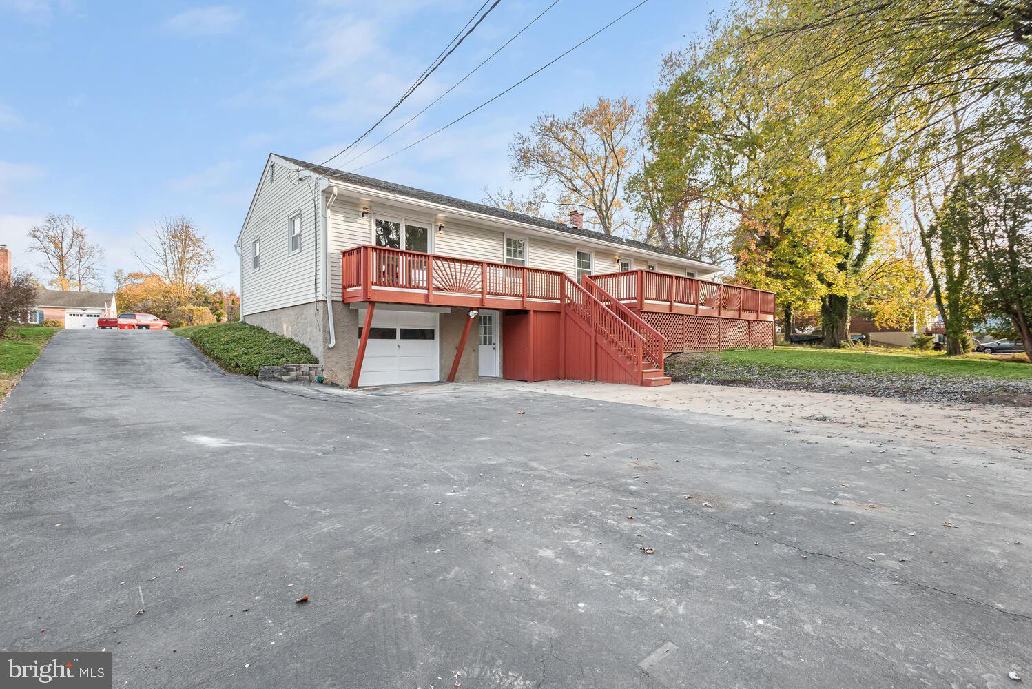 COLONIAL ACRES - Residential