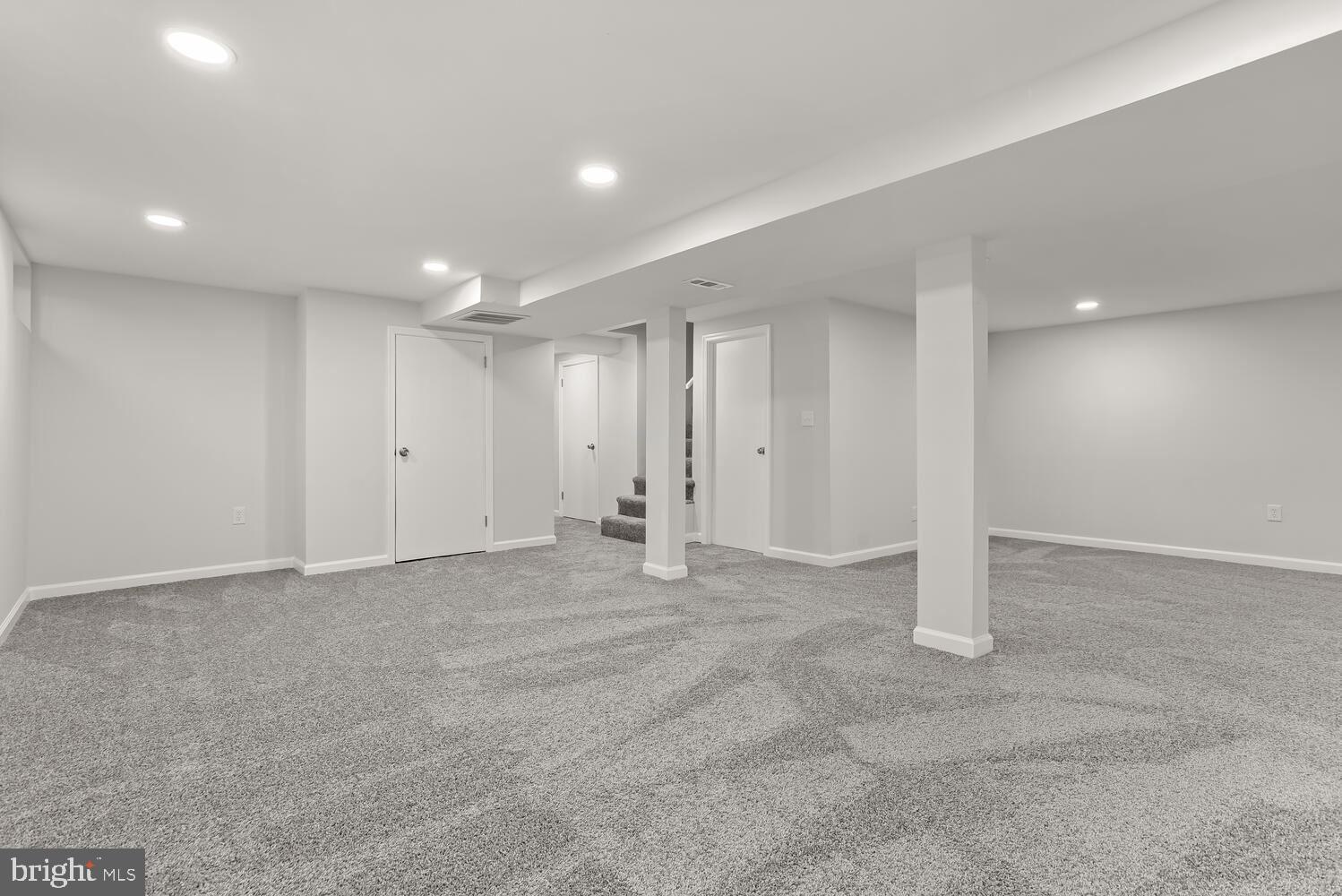 COLONIAL ACRES - Residential