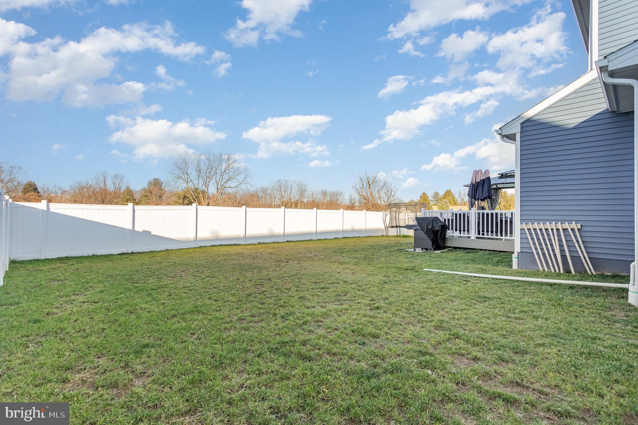 THE SEASONS - Residential