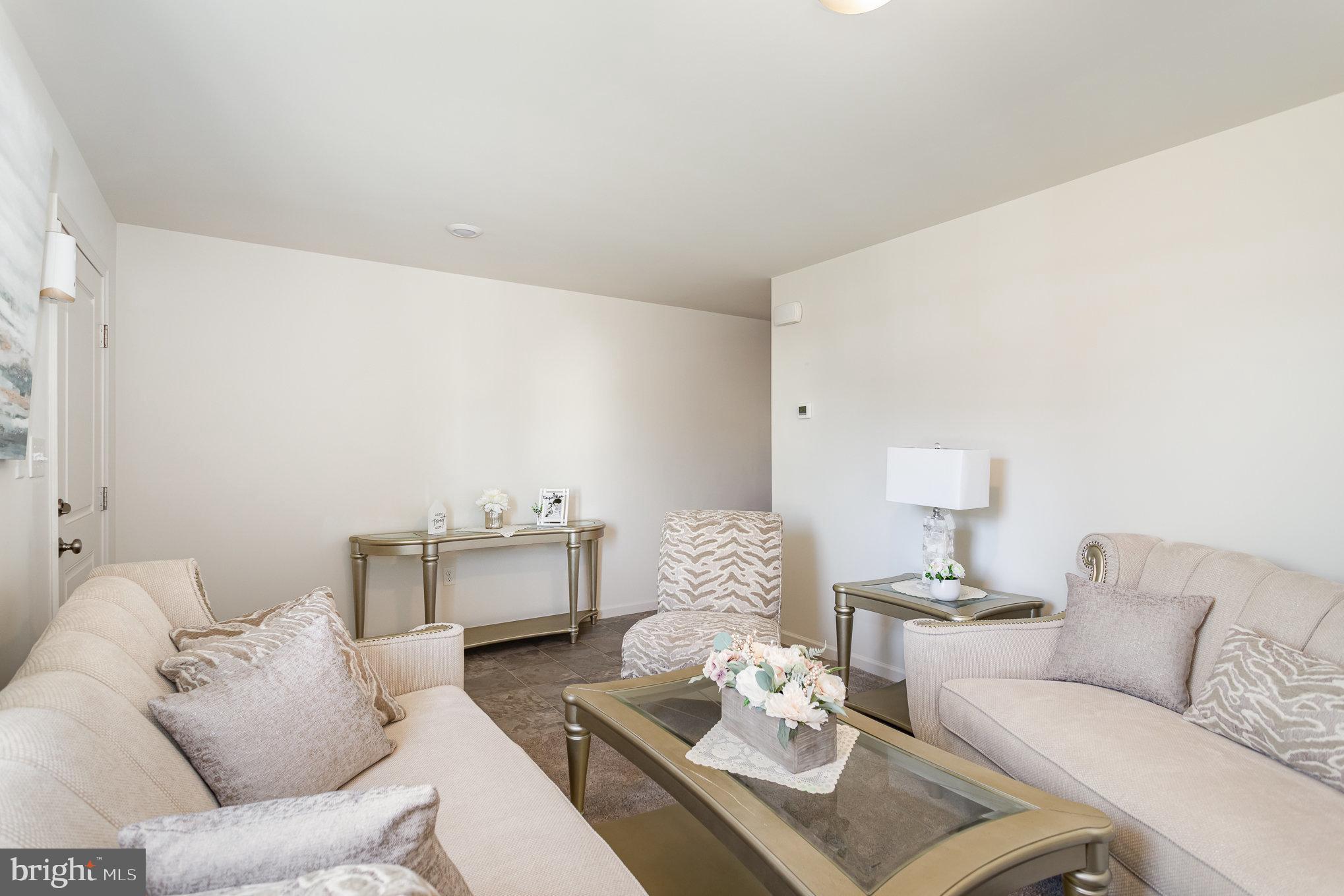 THE SEASONS - Residential