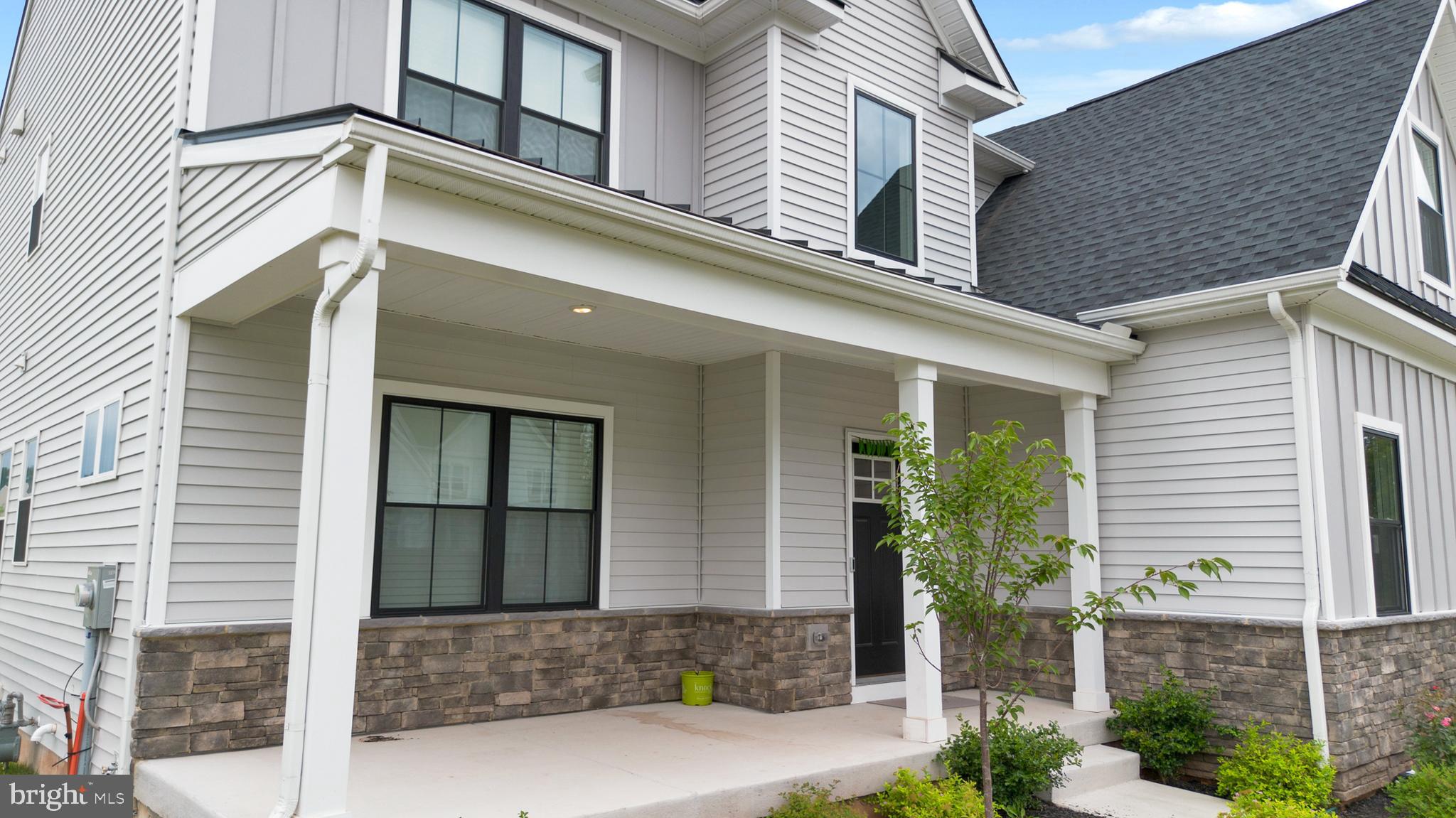 MAGNOLIA RESERVE - Residential