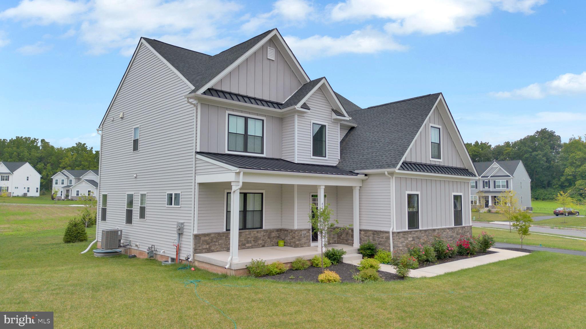 MAGNOLIA RESERVE - Residential