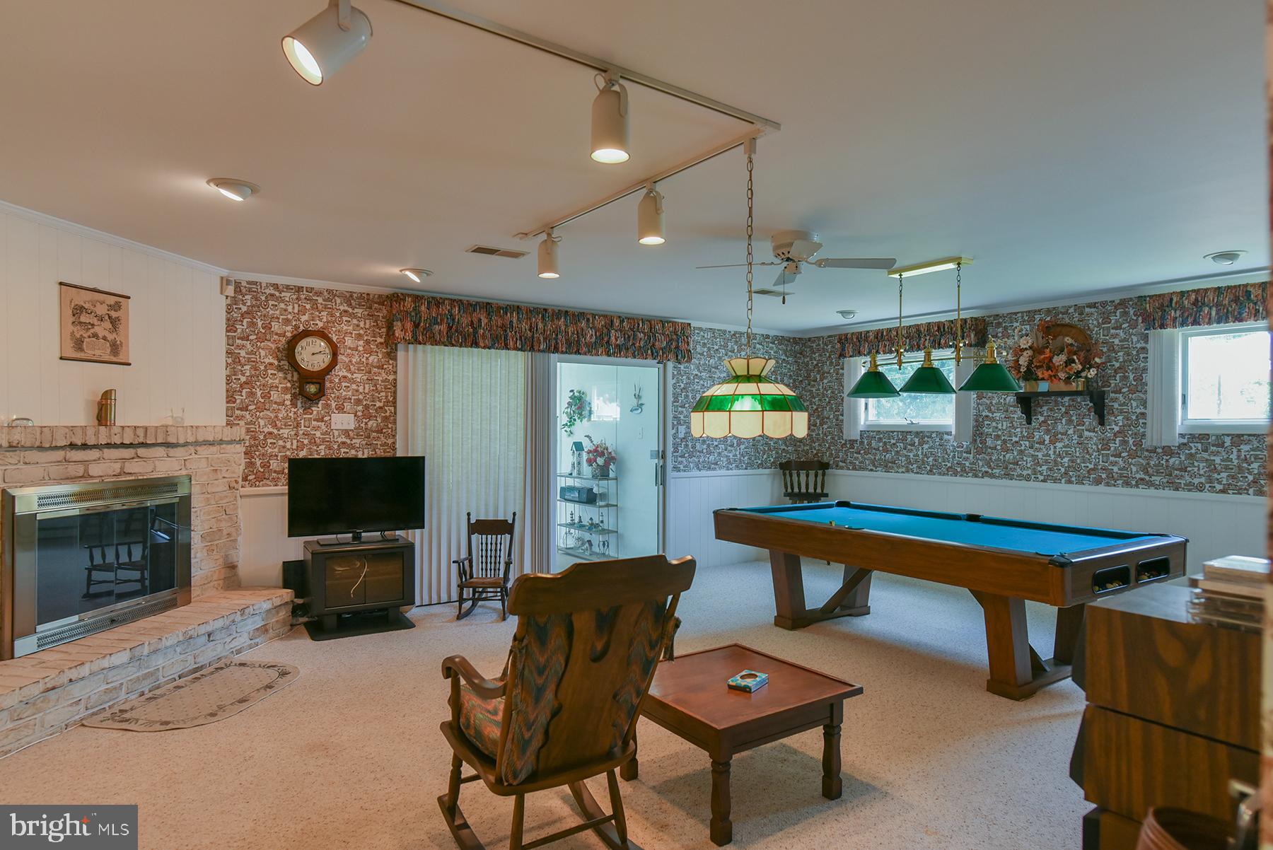 FOUNTAIN HEAD - Residential