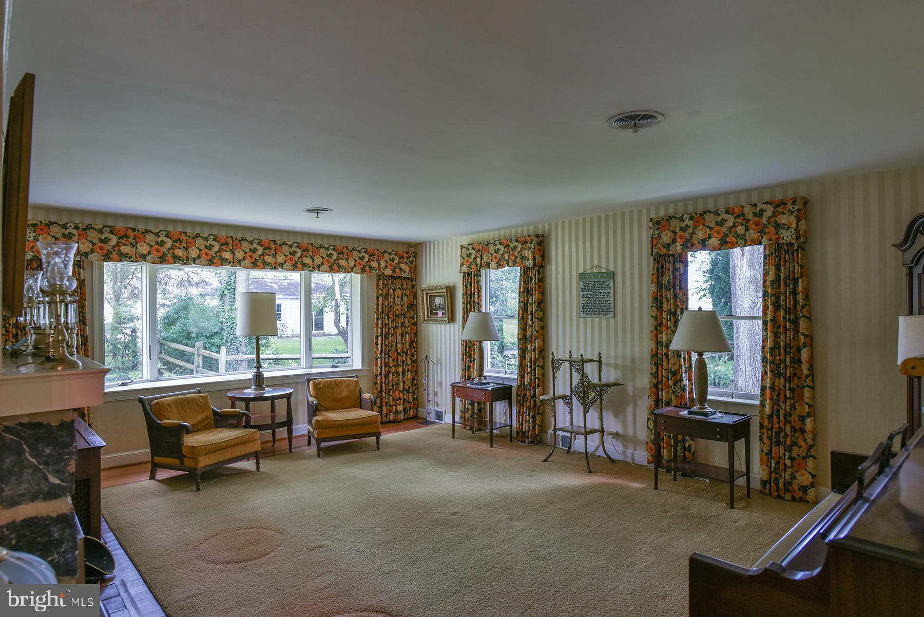 FOUNTAIN HEAD - Residential