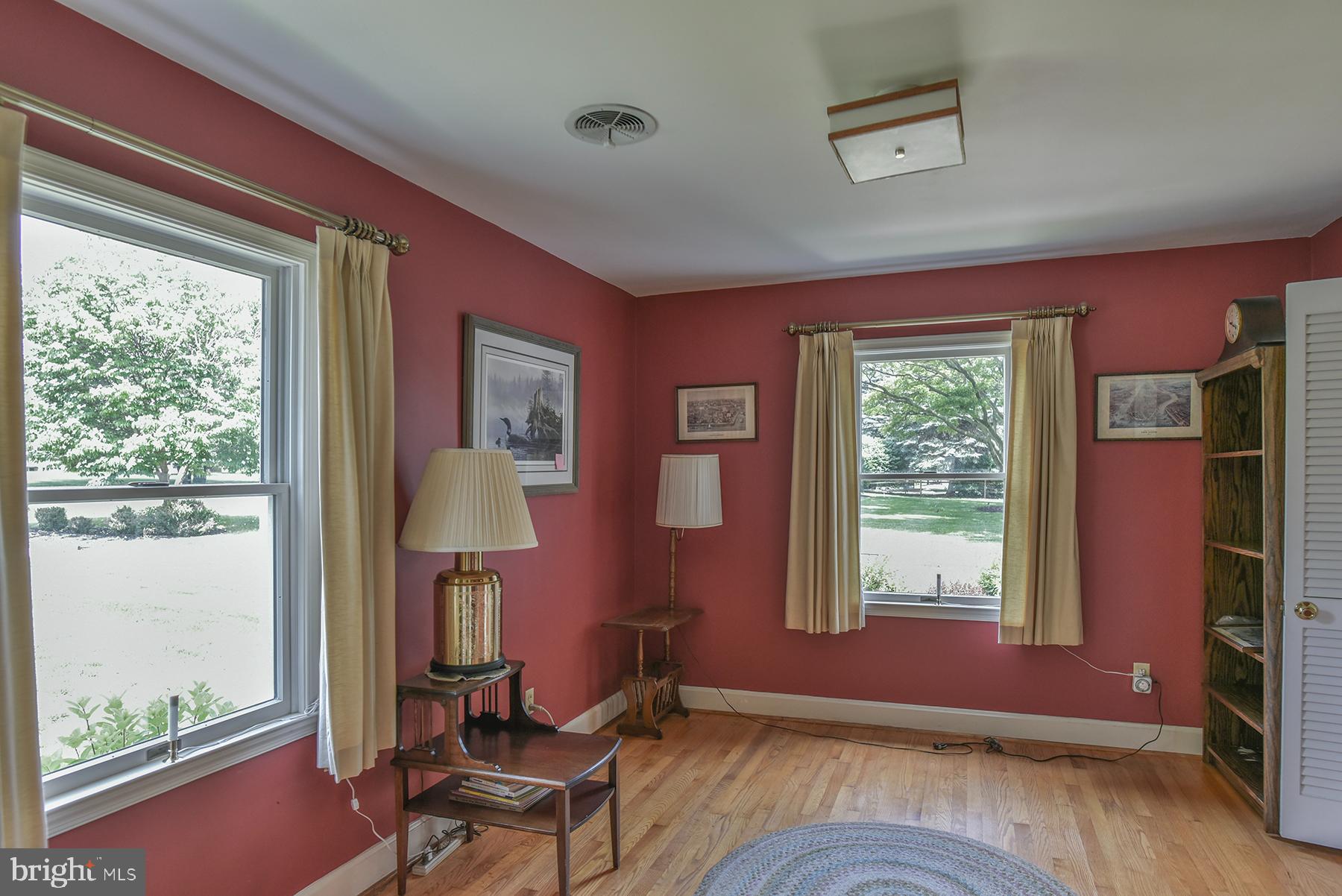 FOUNTAIN HEAD - Residential