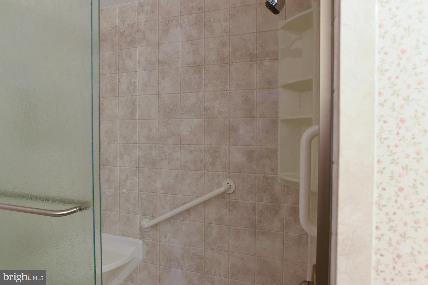 FOUNTAIN HEAD - Residential