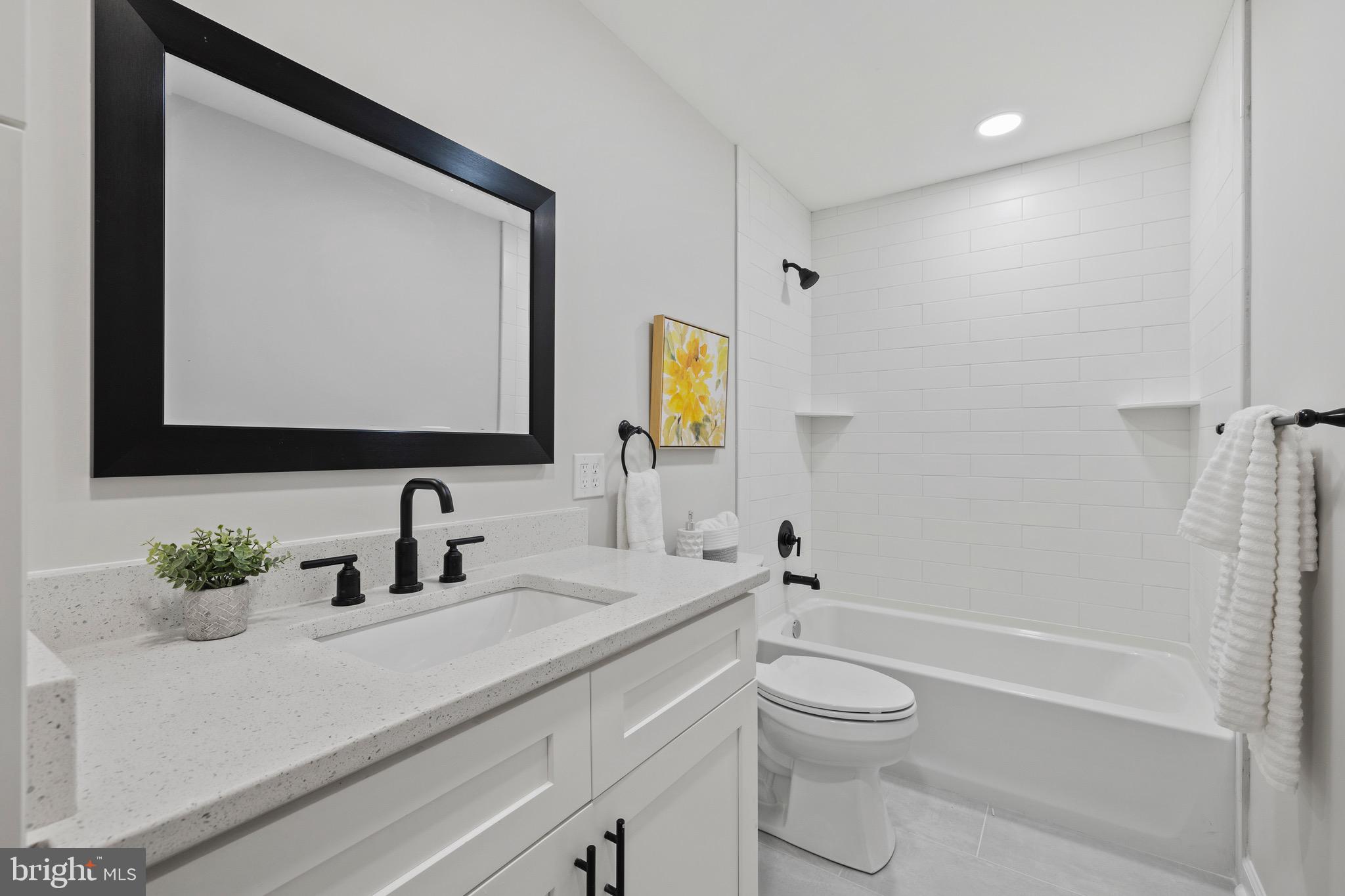 HONEYSUCKLE HILL - Residential