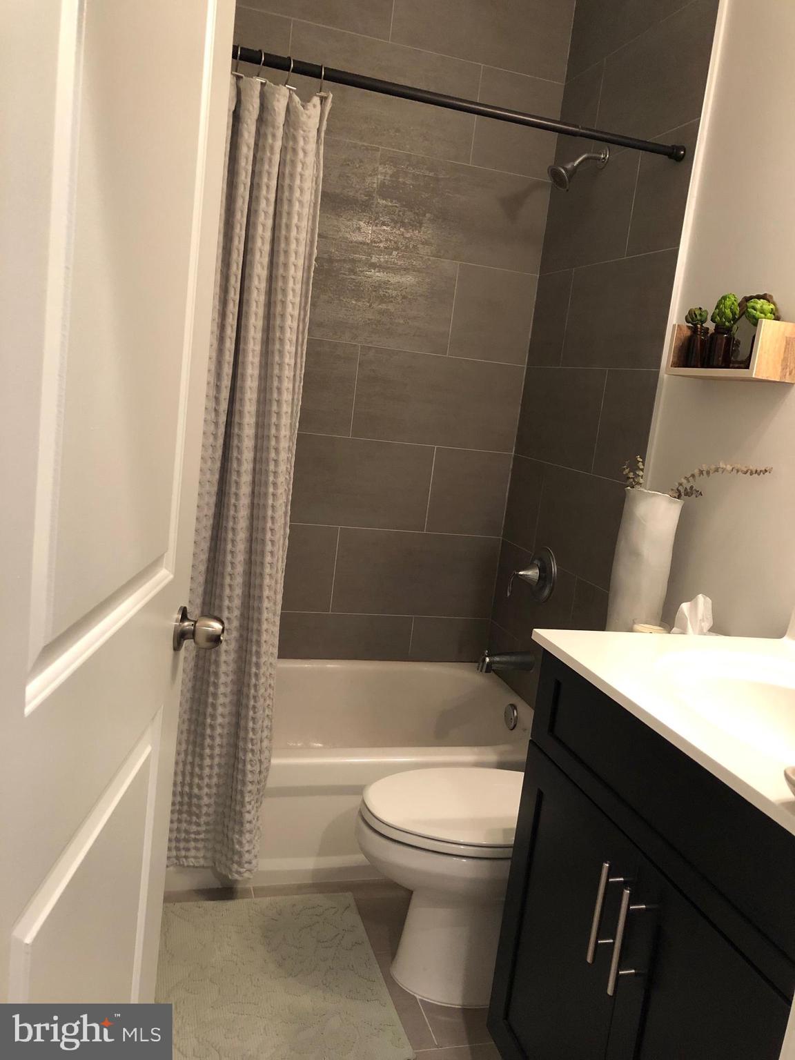 FRANCISVILLE - Residential