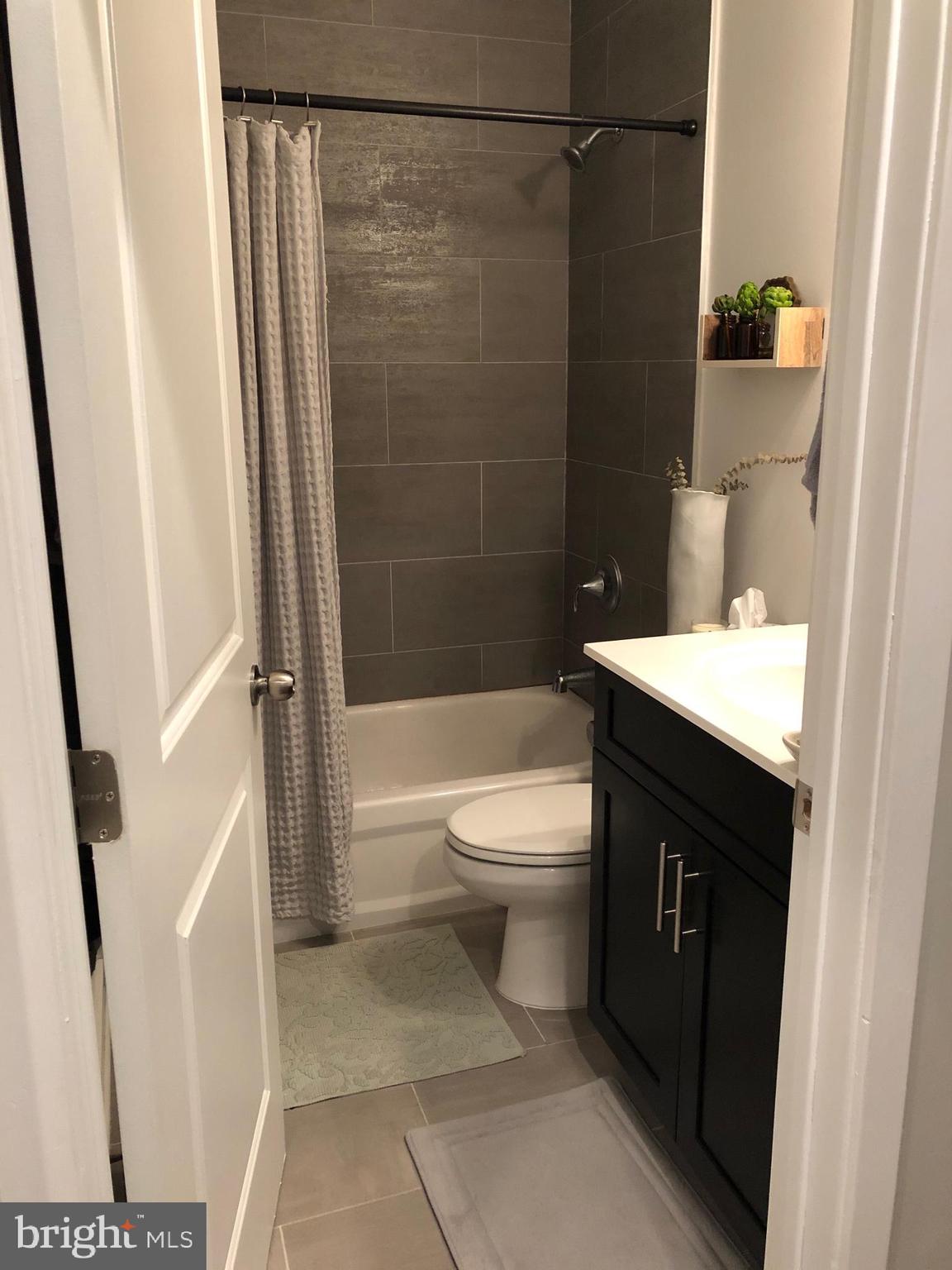 FRANCISVILLE - Residential