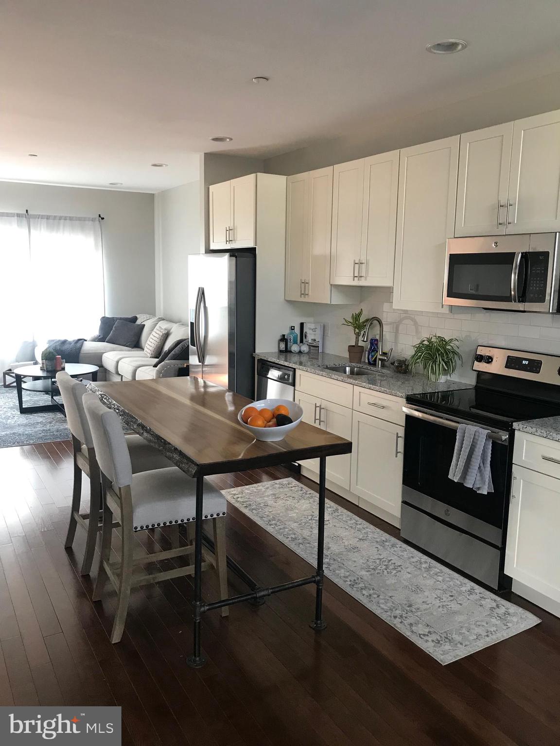 FRANCISVILLE - Residential